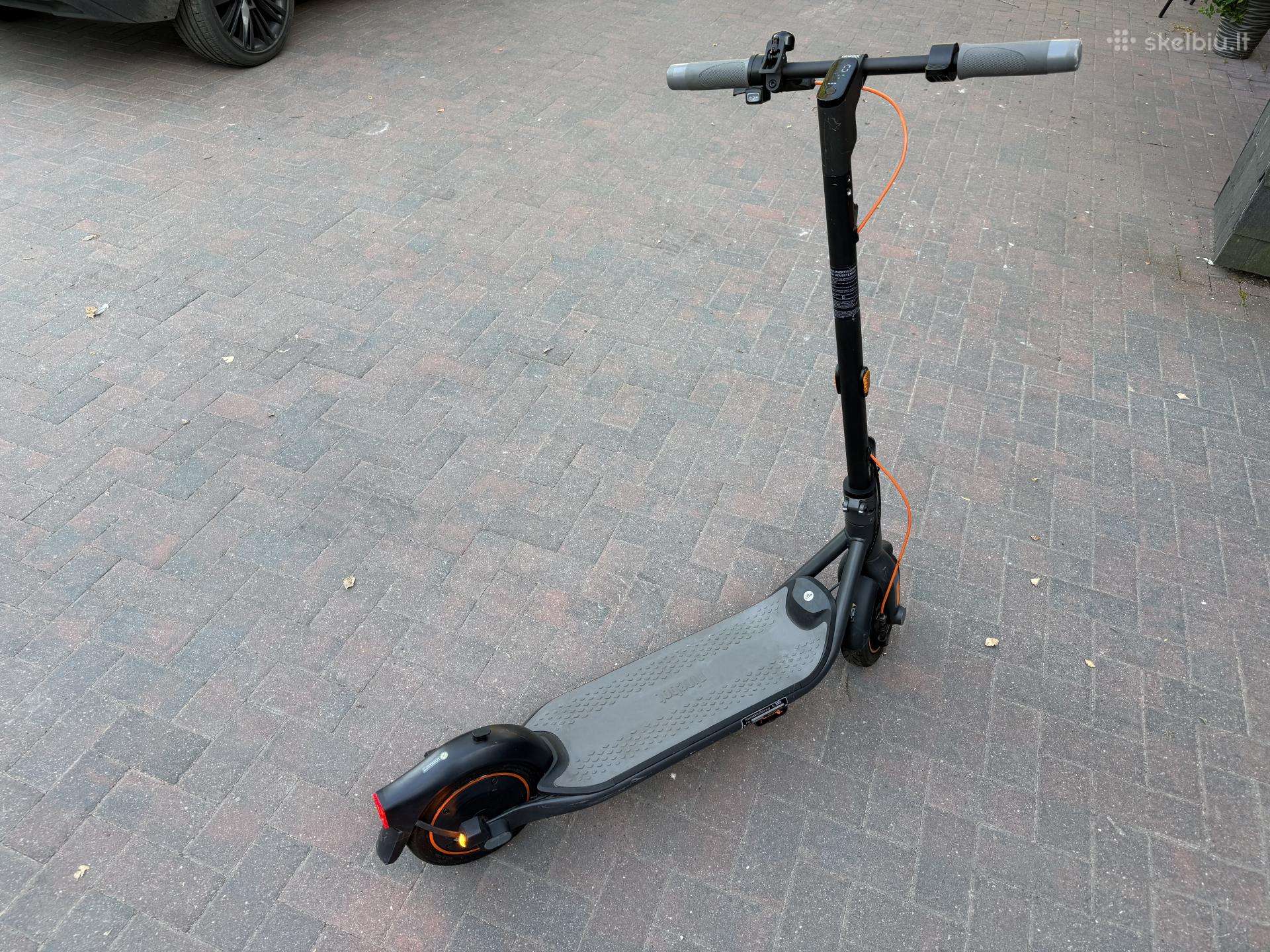 Segway Ninebot F65d