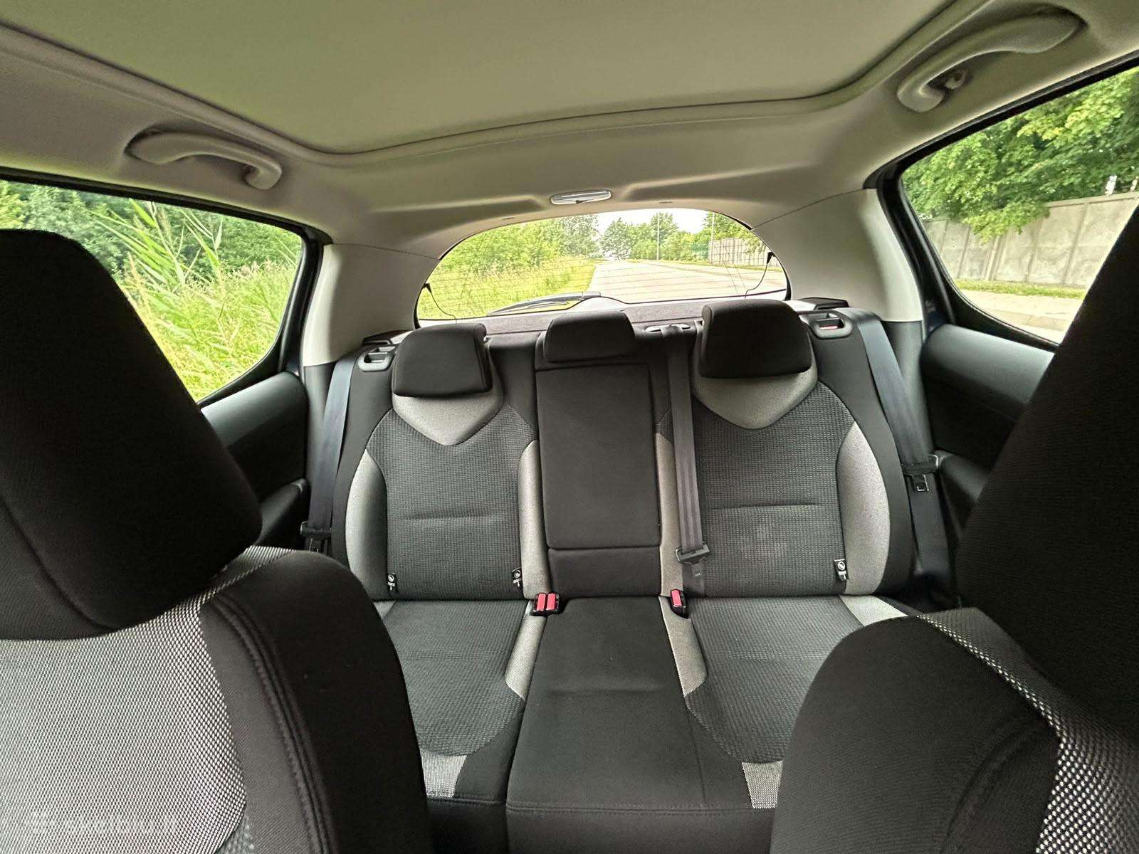Peugeot 308, 1.6 l., hatchback