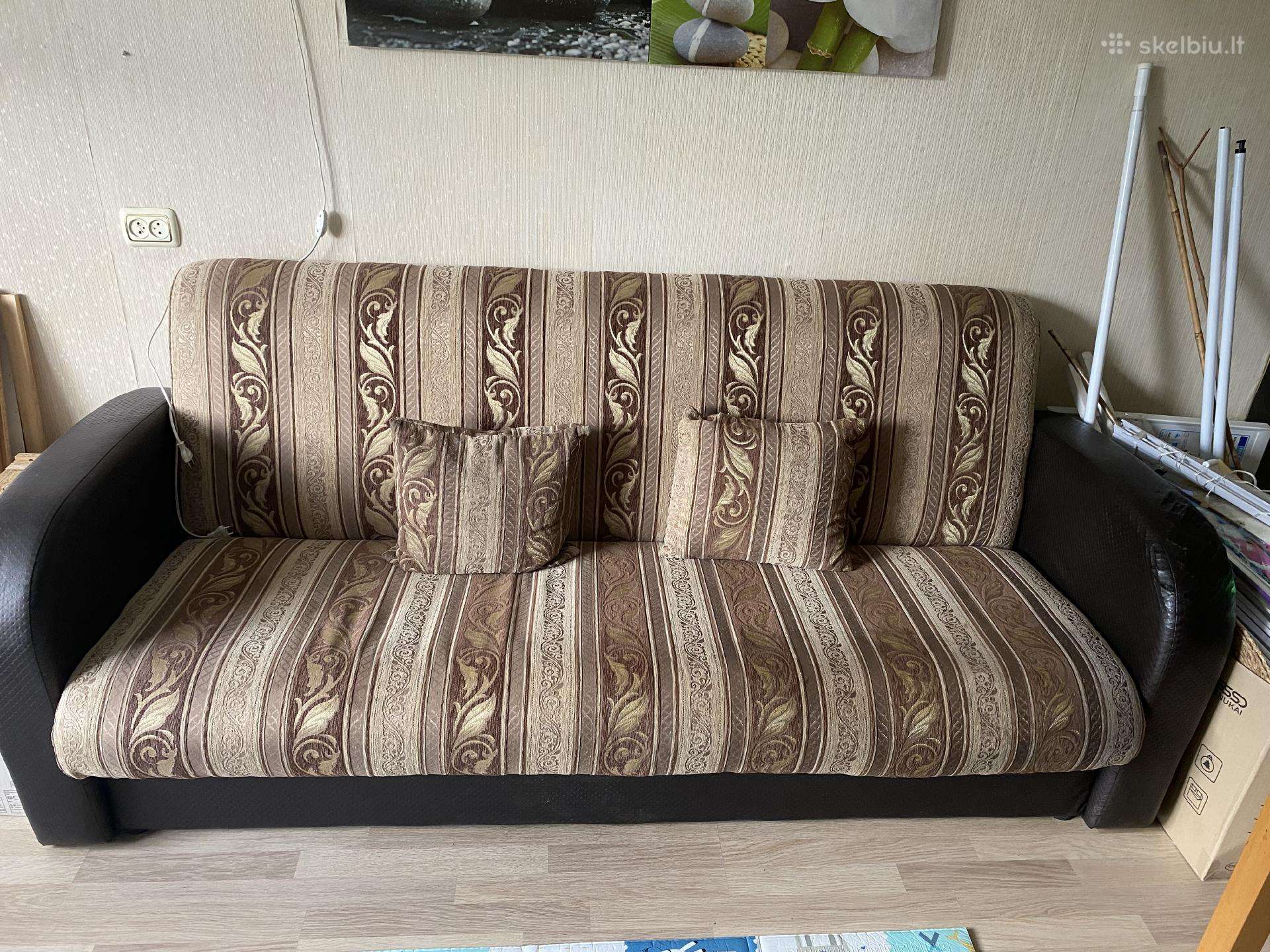 Atiduodama sofa lova.