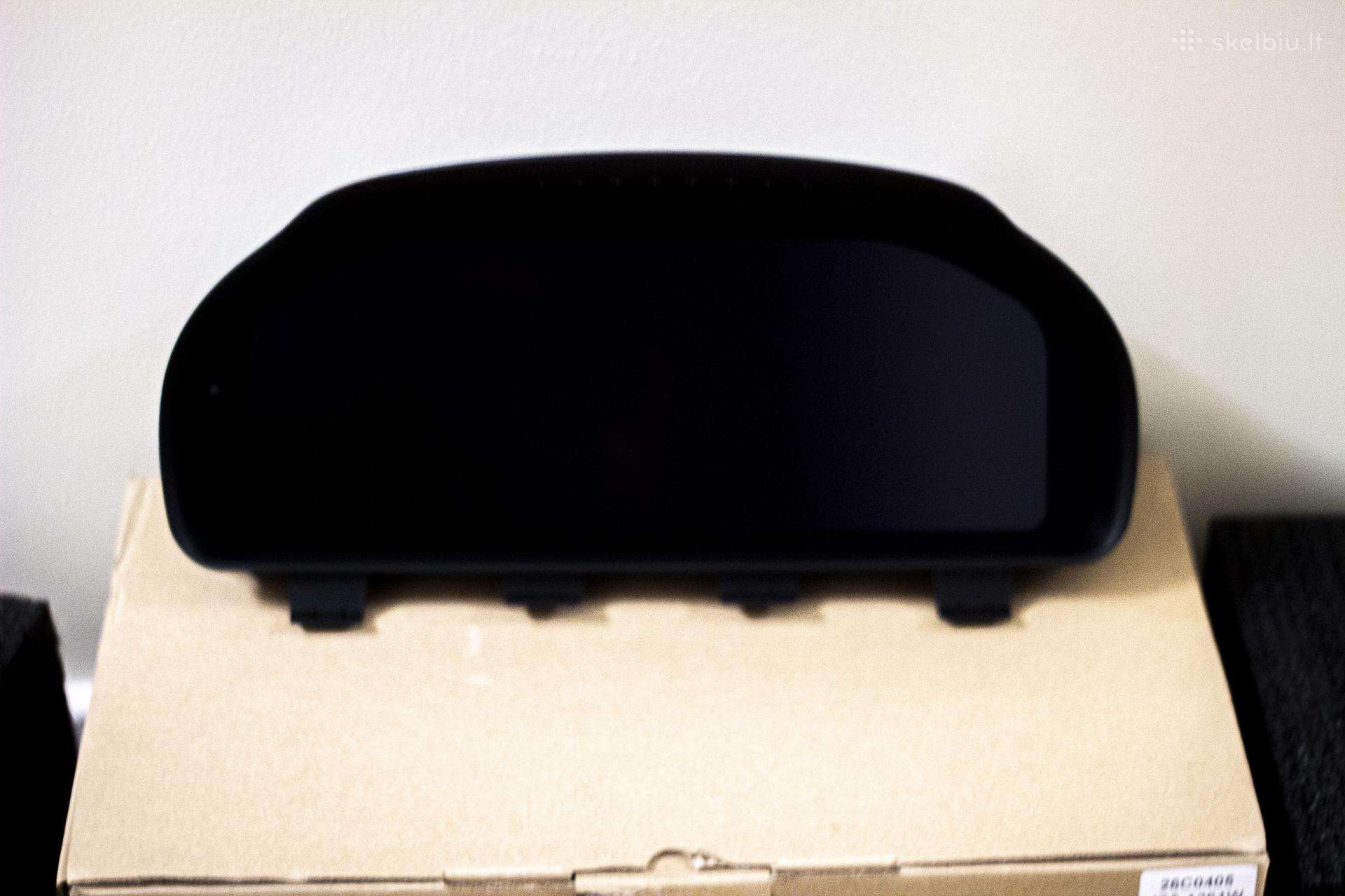 Bmw LCD aftermarket skydelis