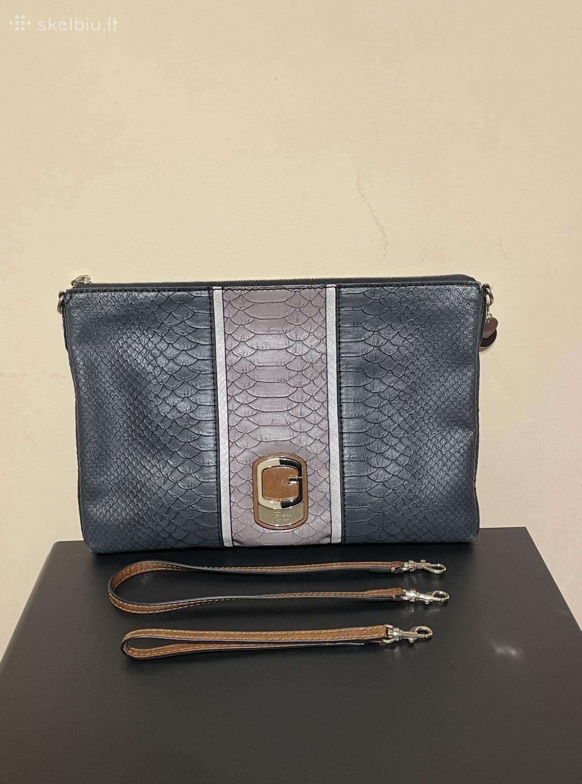 Rankinė delninė 32x21 cm Guess