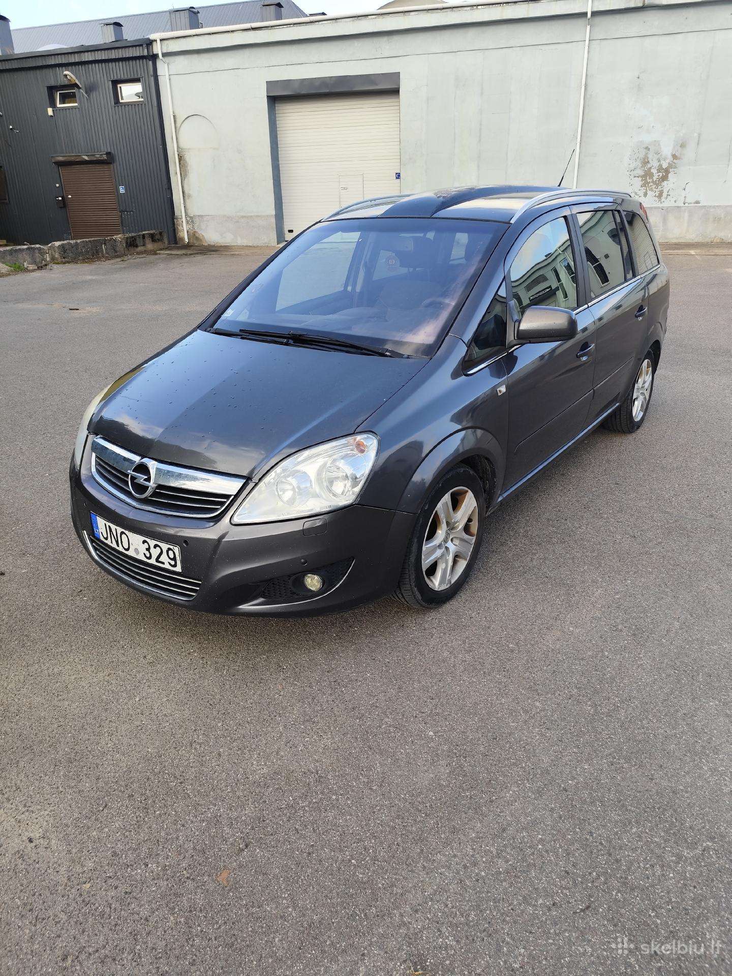 Opel Zafira .