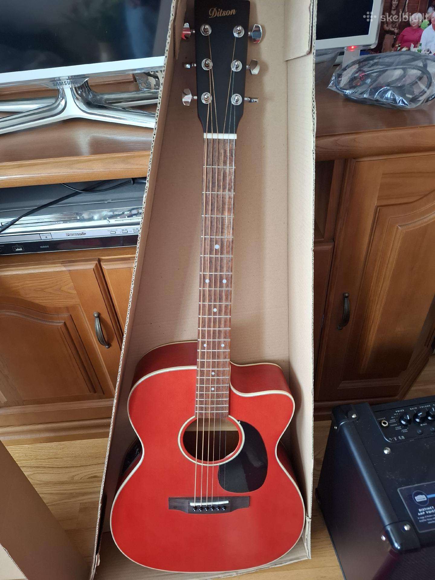Nauja gitara Ditson by Sigma(halfacoustic)