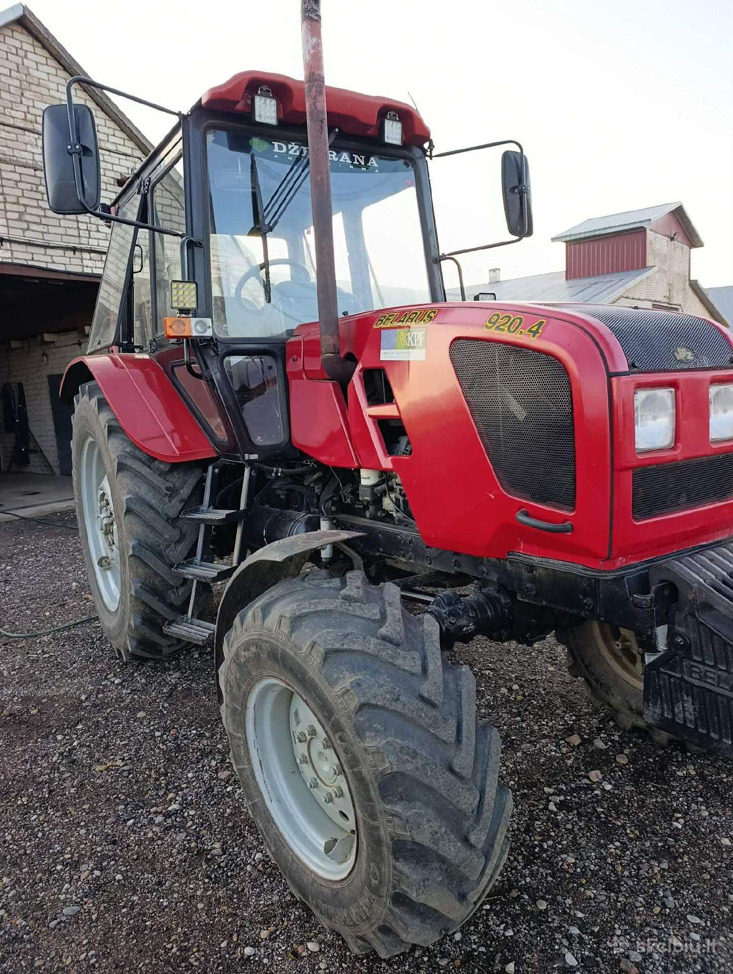 Traktorius Mtz 920.4