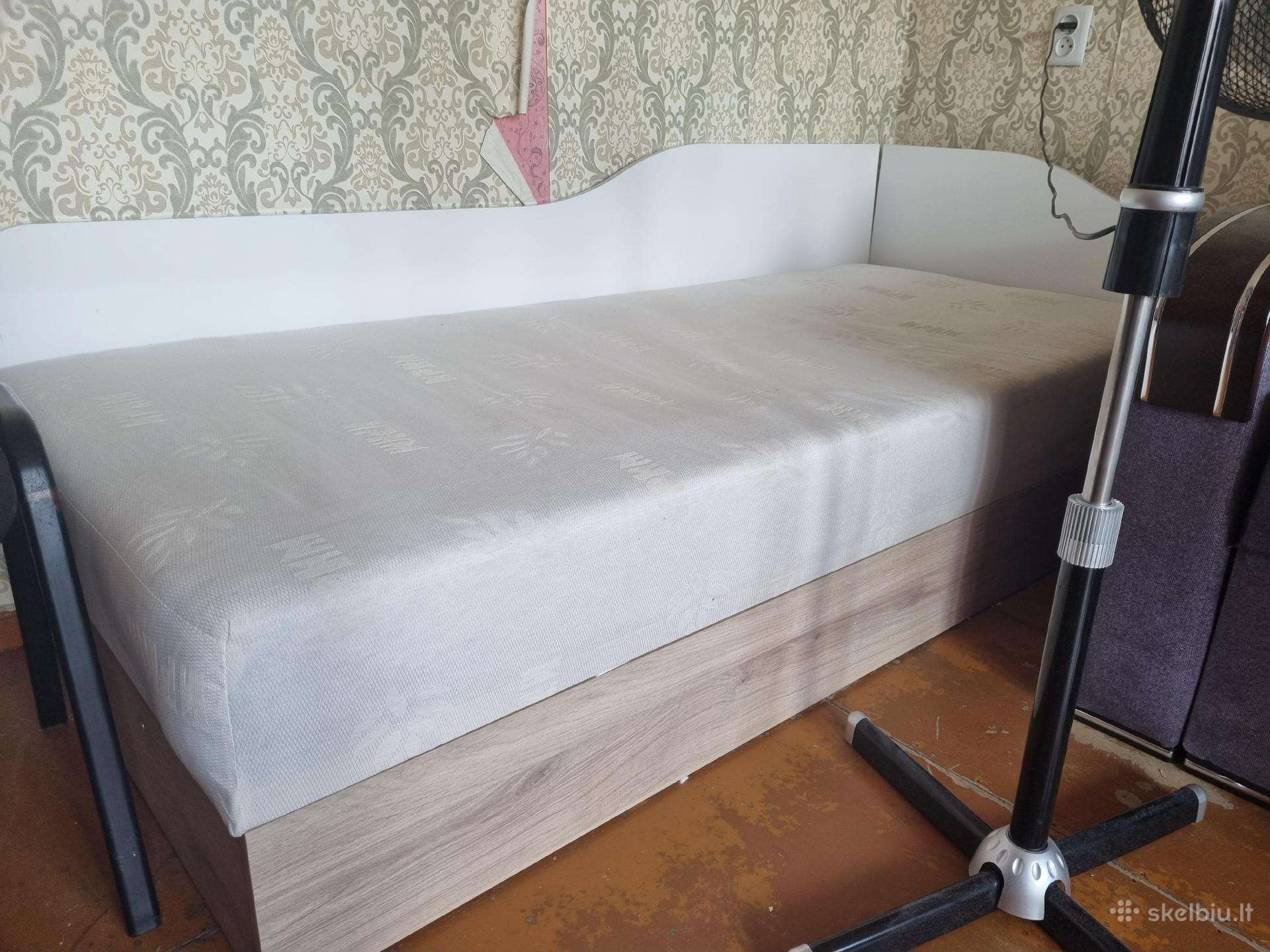 Dovanoju tachta su patalynes deže