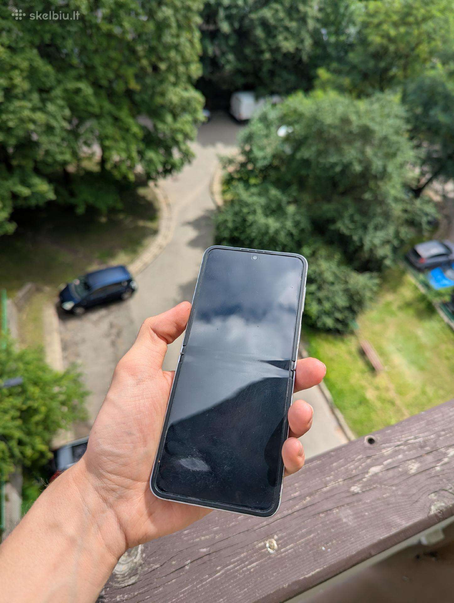 Galaxy Z Flip6