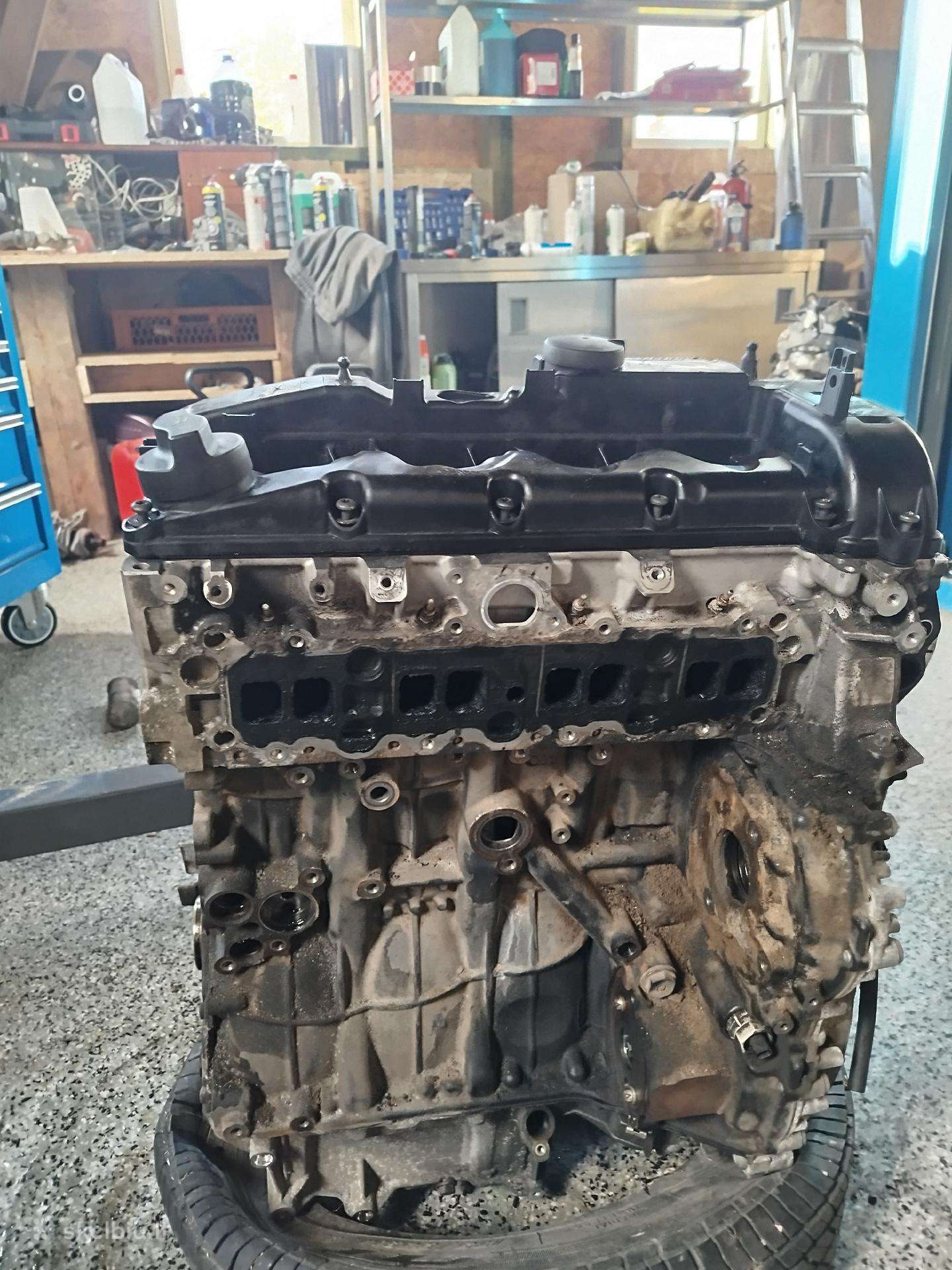 Mercedes-Benz B180 двигатель