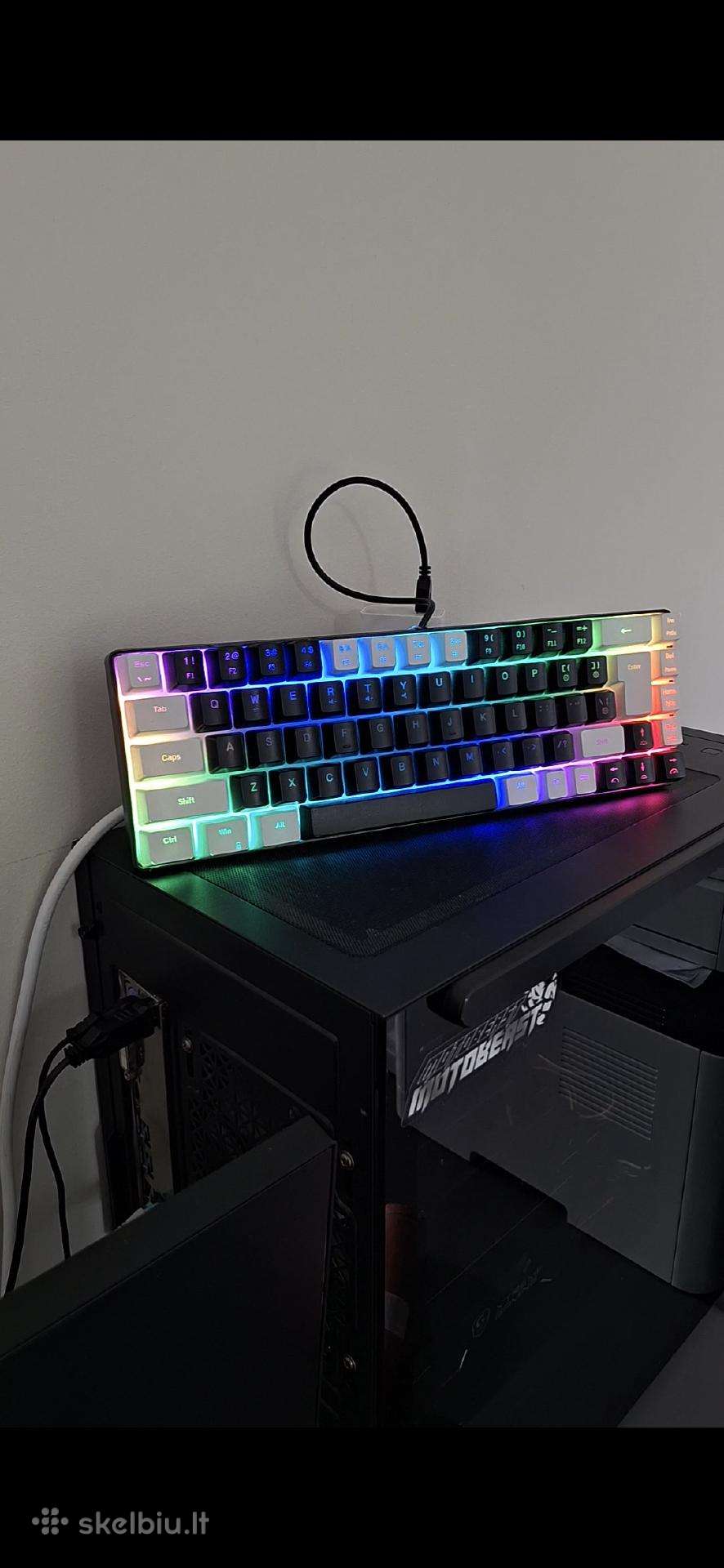 Unikalus Rgb desk setup dekoras ,šviestuvas
