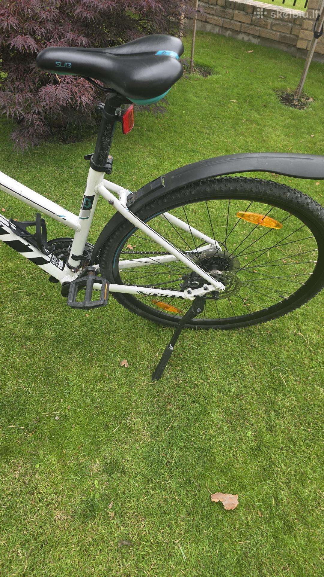 Hybrid bike Scott