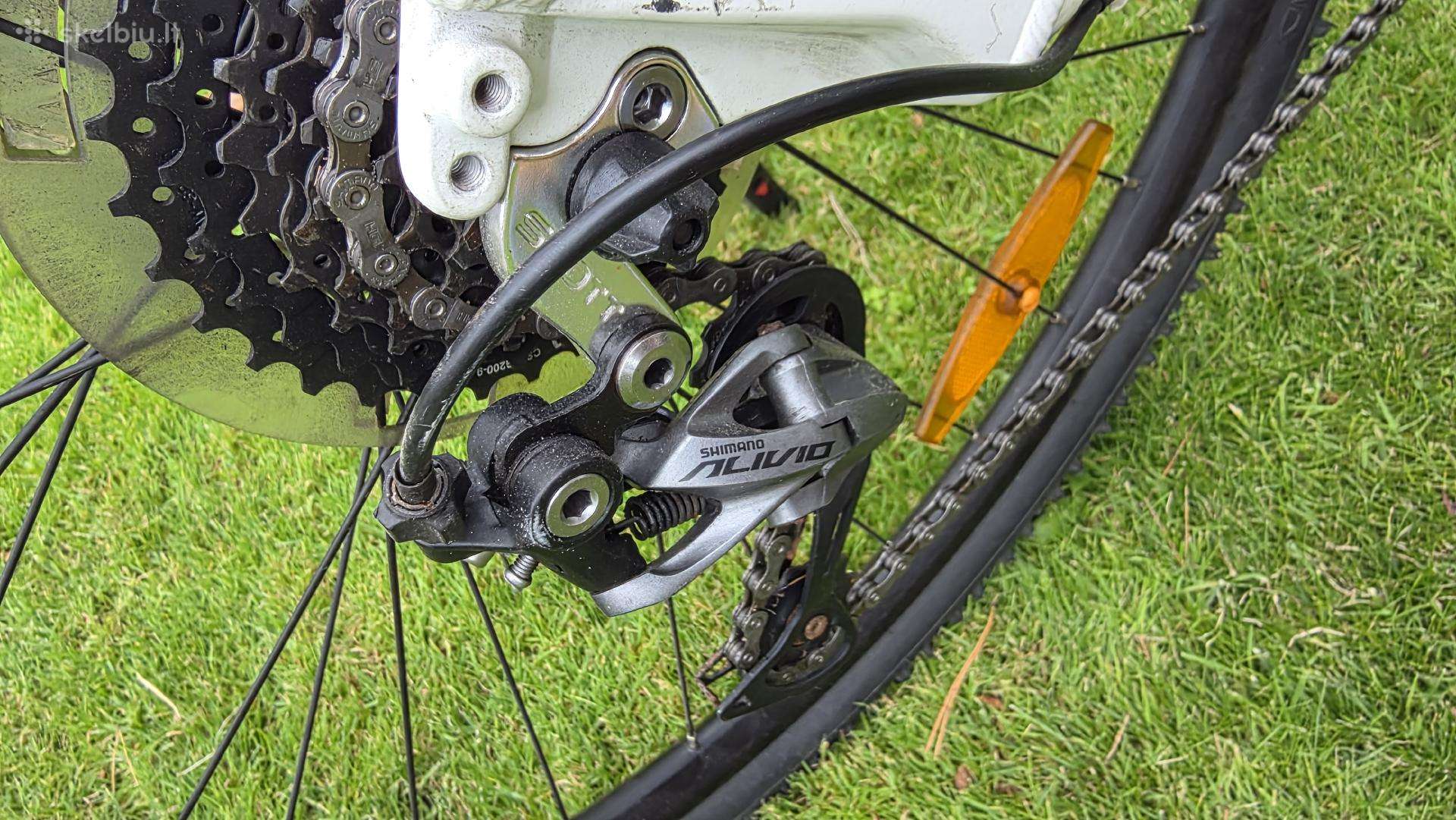 Hybrid bike Scott