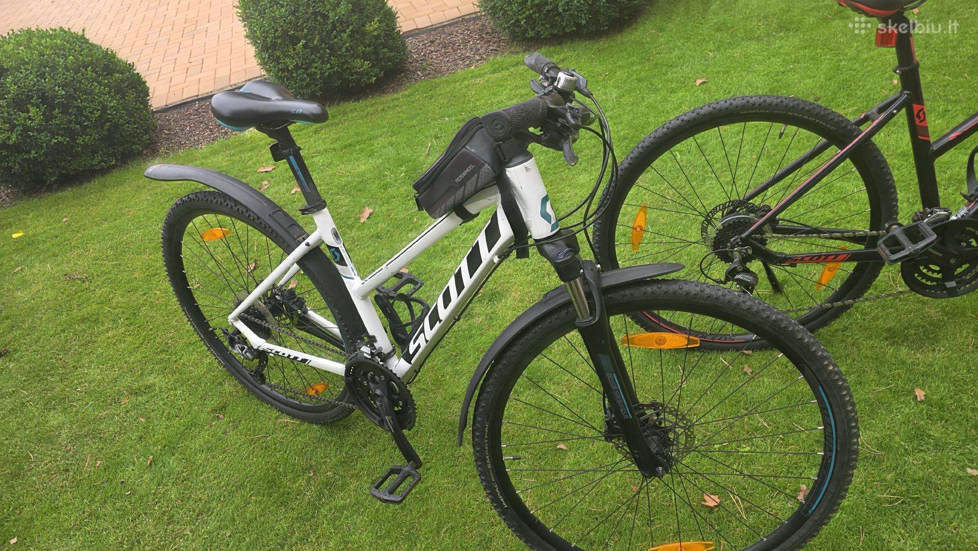 Hybrid bike Scott