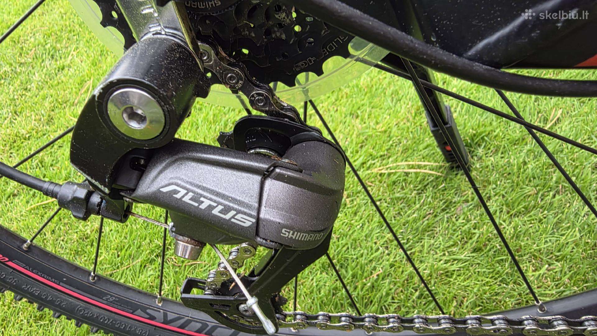 Hybrid bike Scott