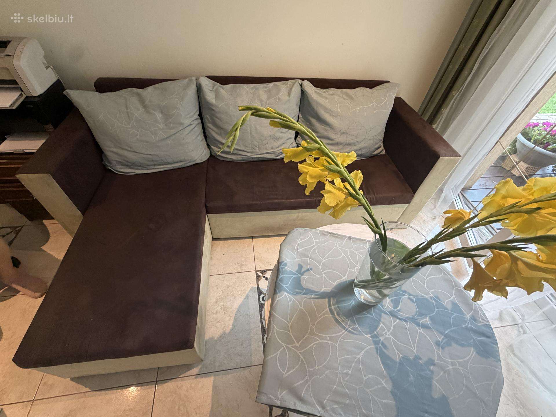 Parduodamas sofa kampas