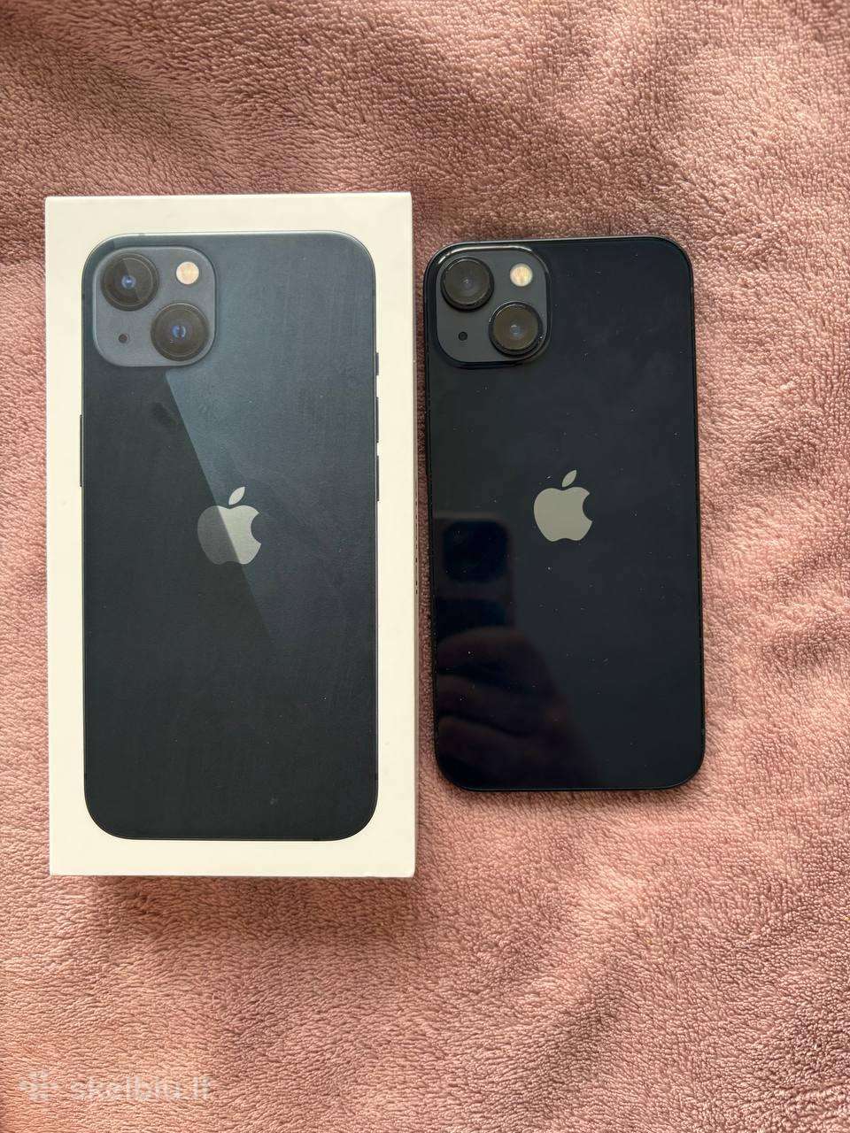 iPhone 13 256 GB Midnight, 87% baterija