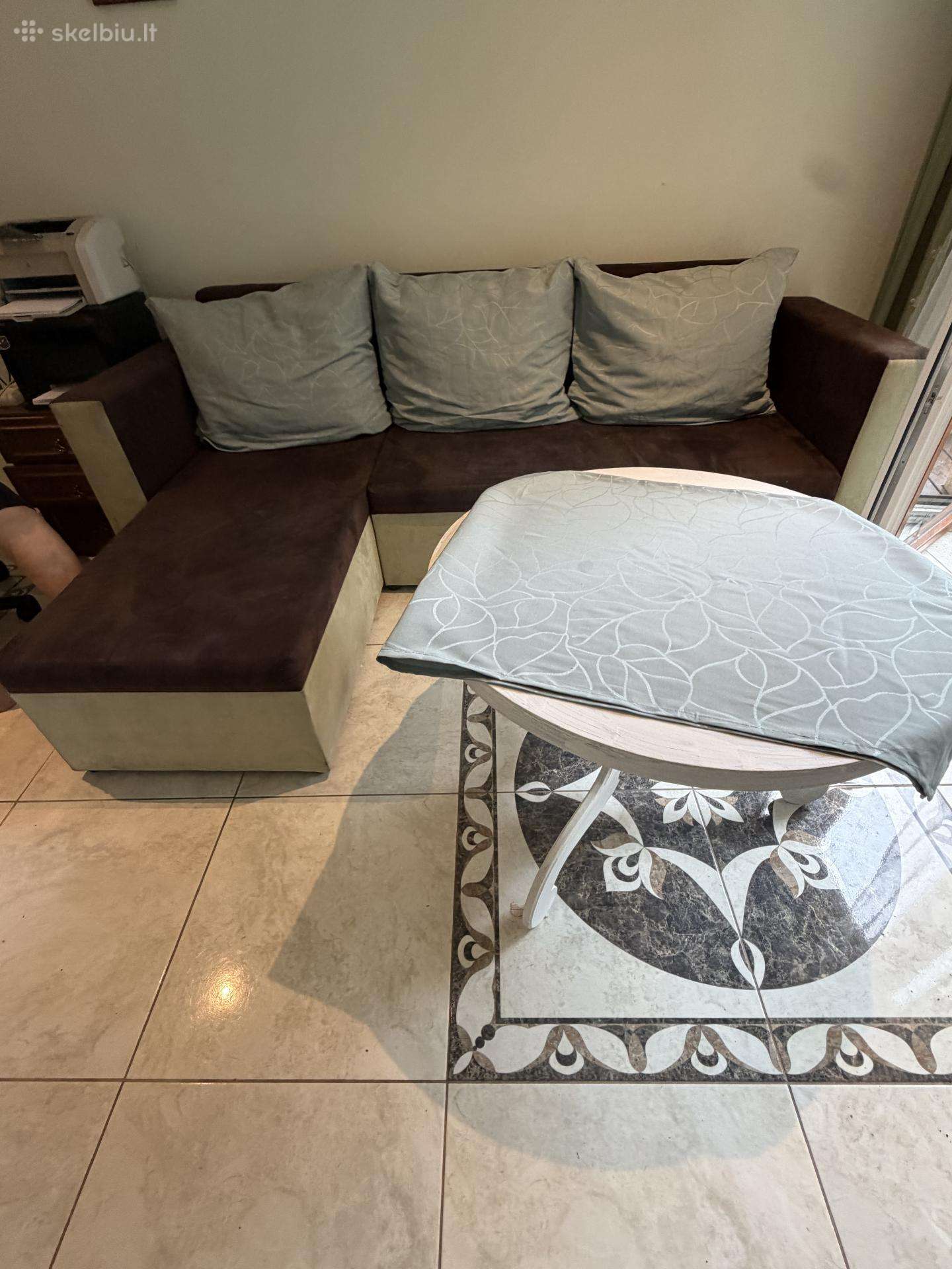 Parduodamas sofa kampas