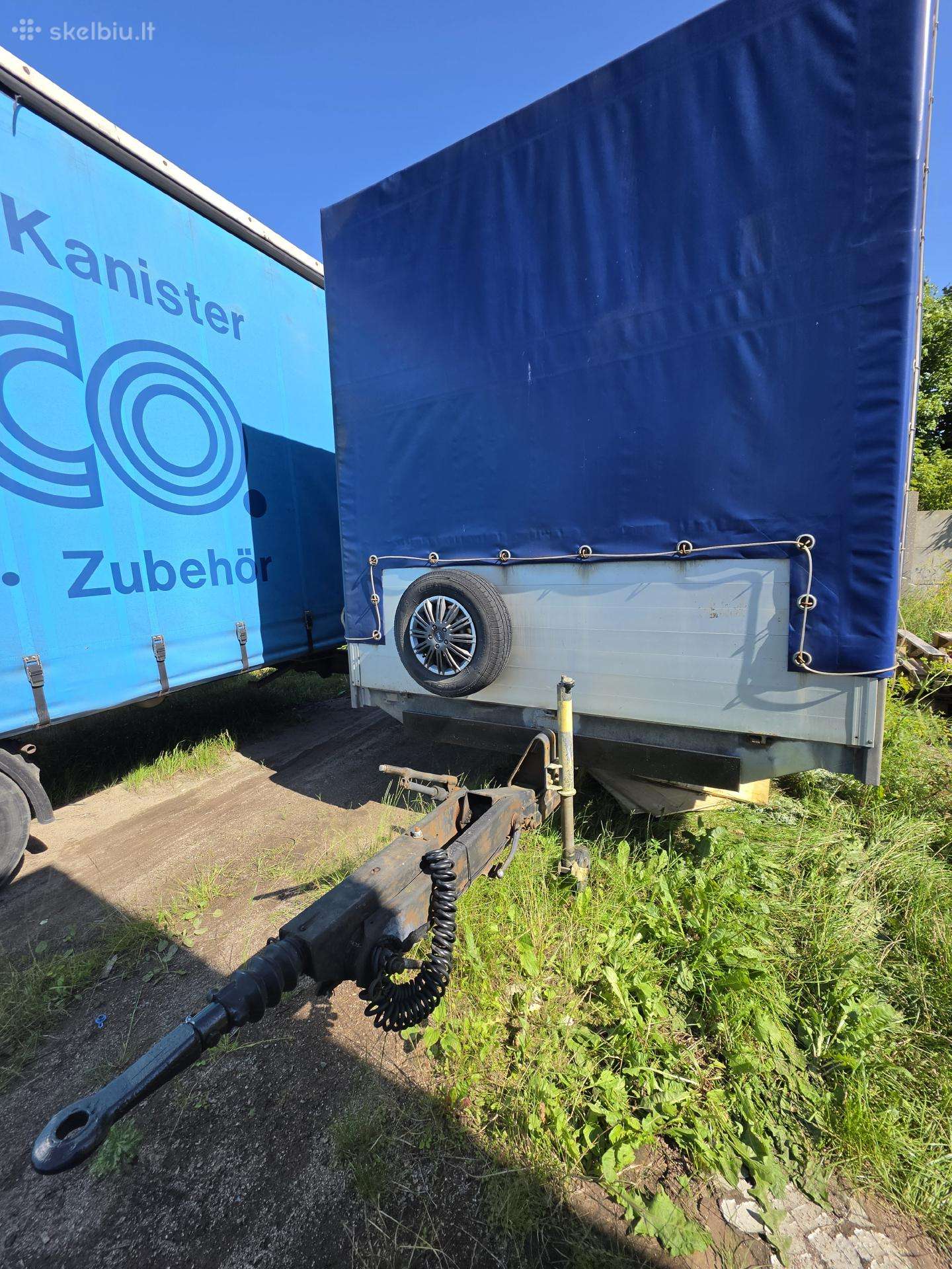 Humbaur, dropside with tarpaulin