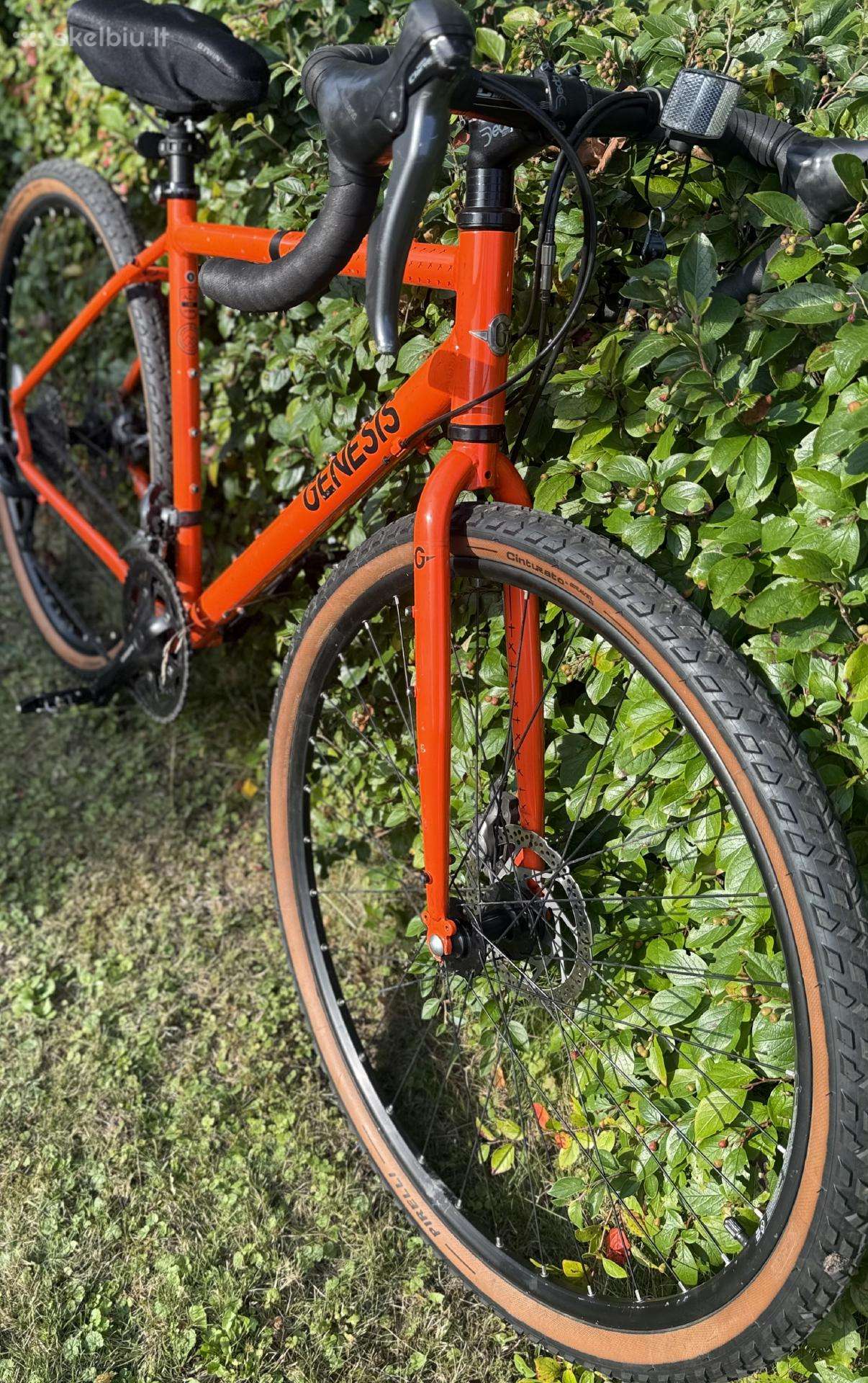 Genesis Cad gravel dviratis