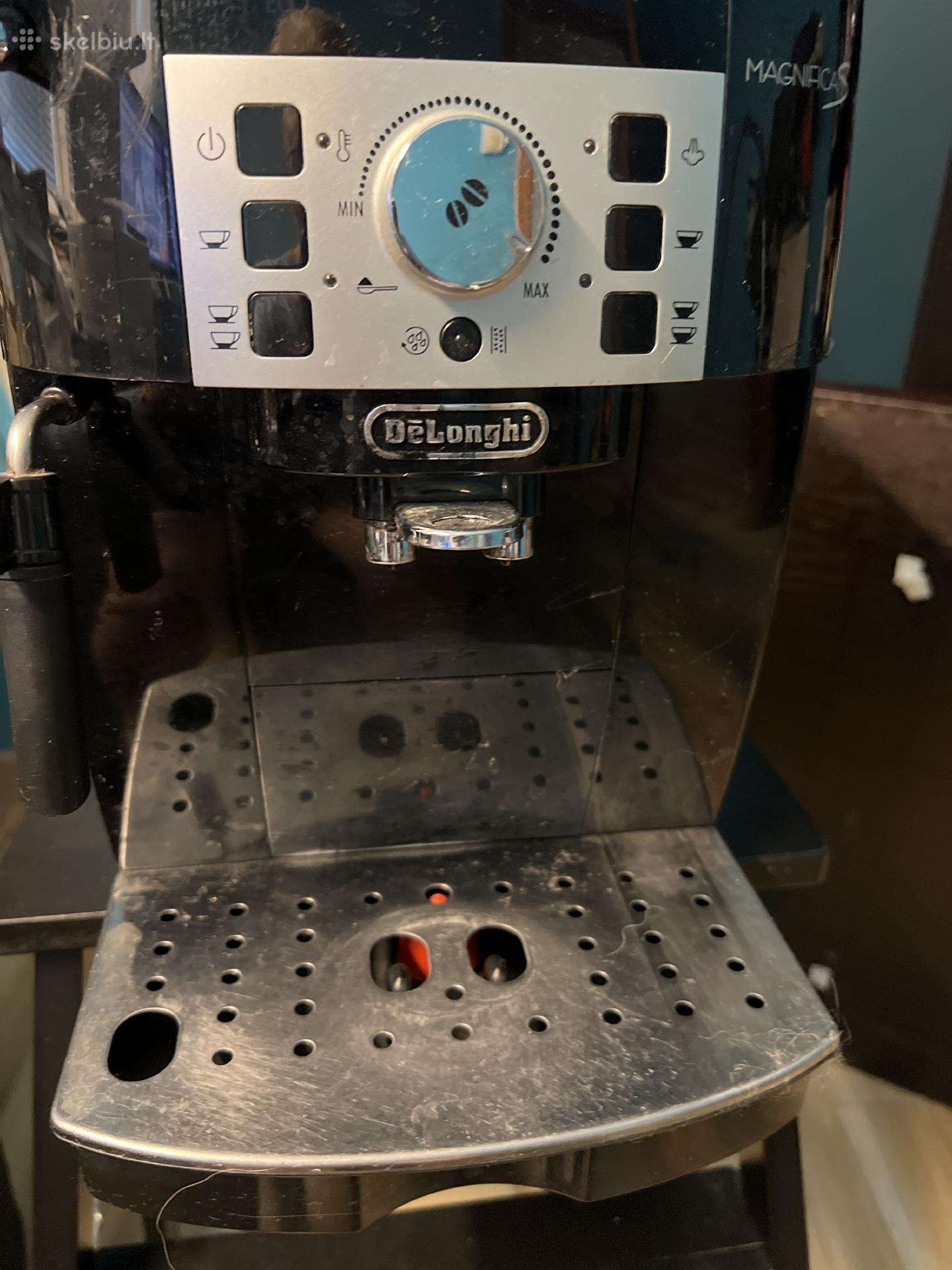 Delonghi kavos aparatas