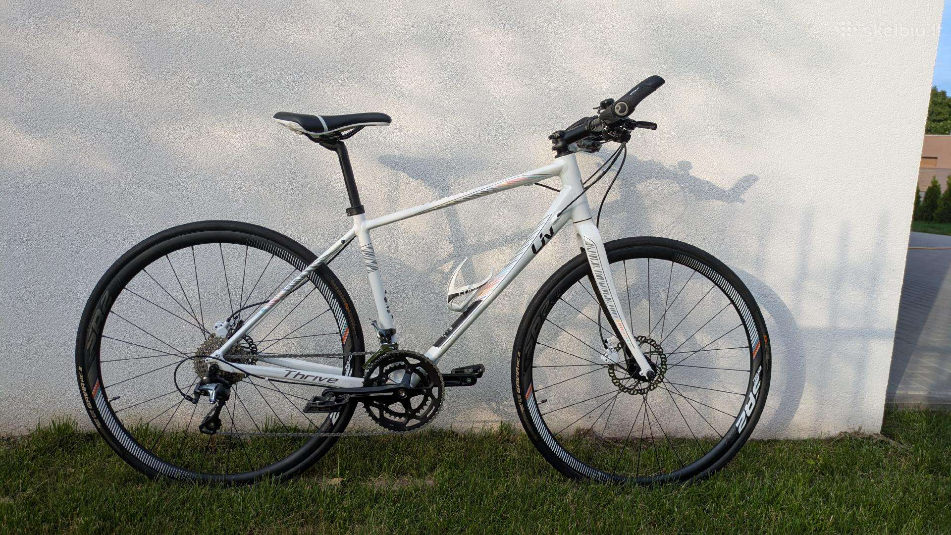 Moteriškas fitness dviratis Giant Liv Thrive 1