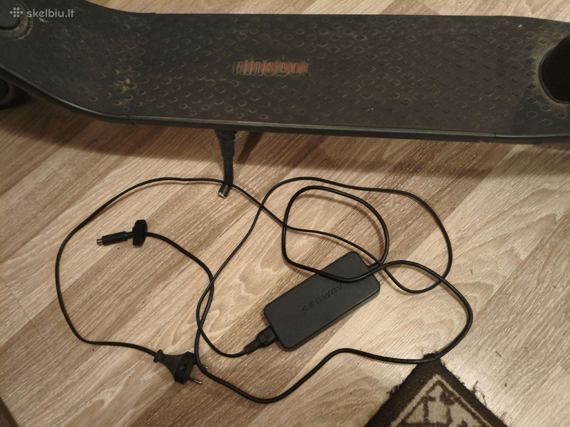 Parduodu ninebot e45e (kaina derinama)