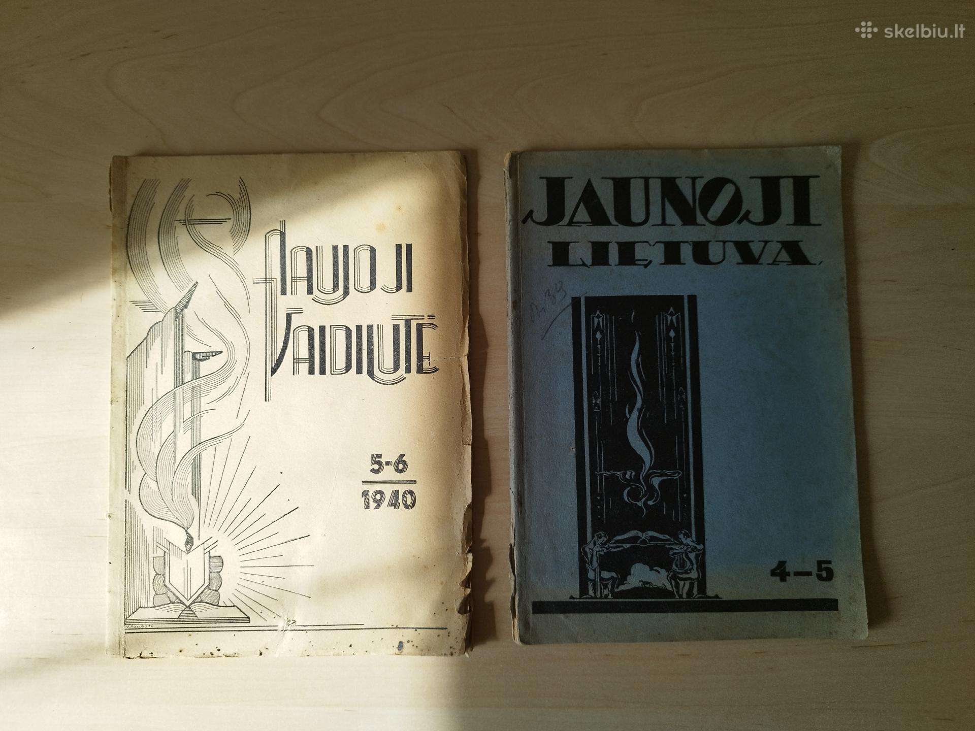Du antikvariniai žurnalai