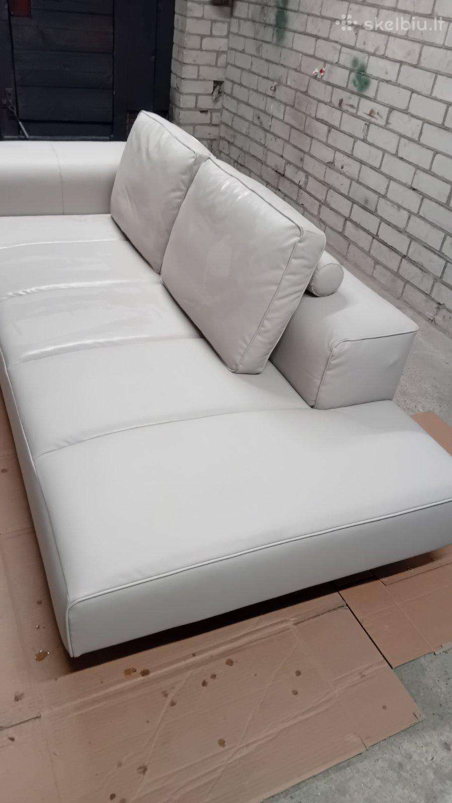 оDinė sofa parduodama.размер 1.062.24
