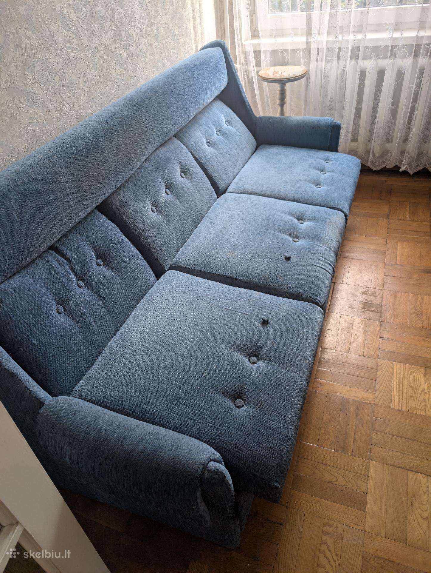 Dovanojami baldai