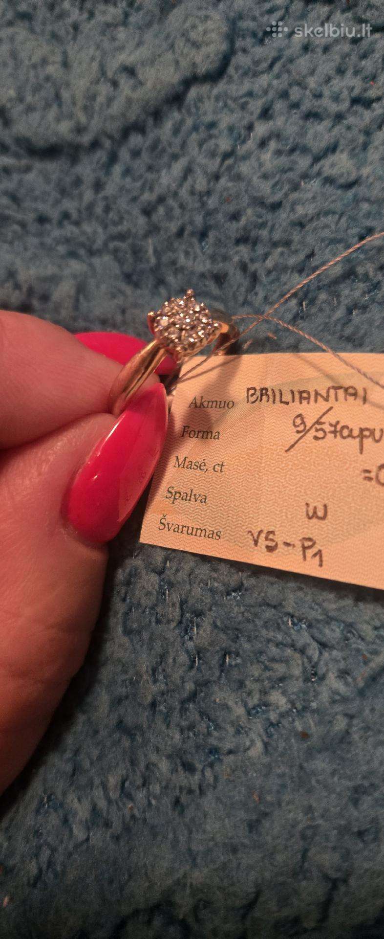 Parduodu žiedą su brilijantais