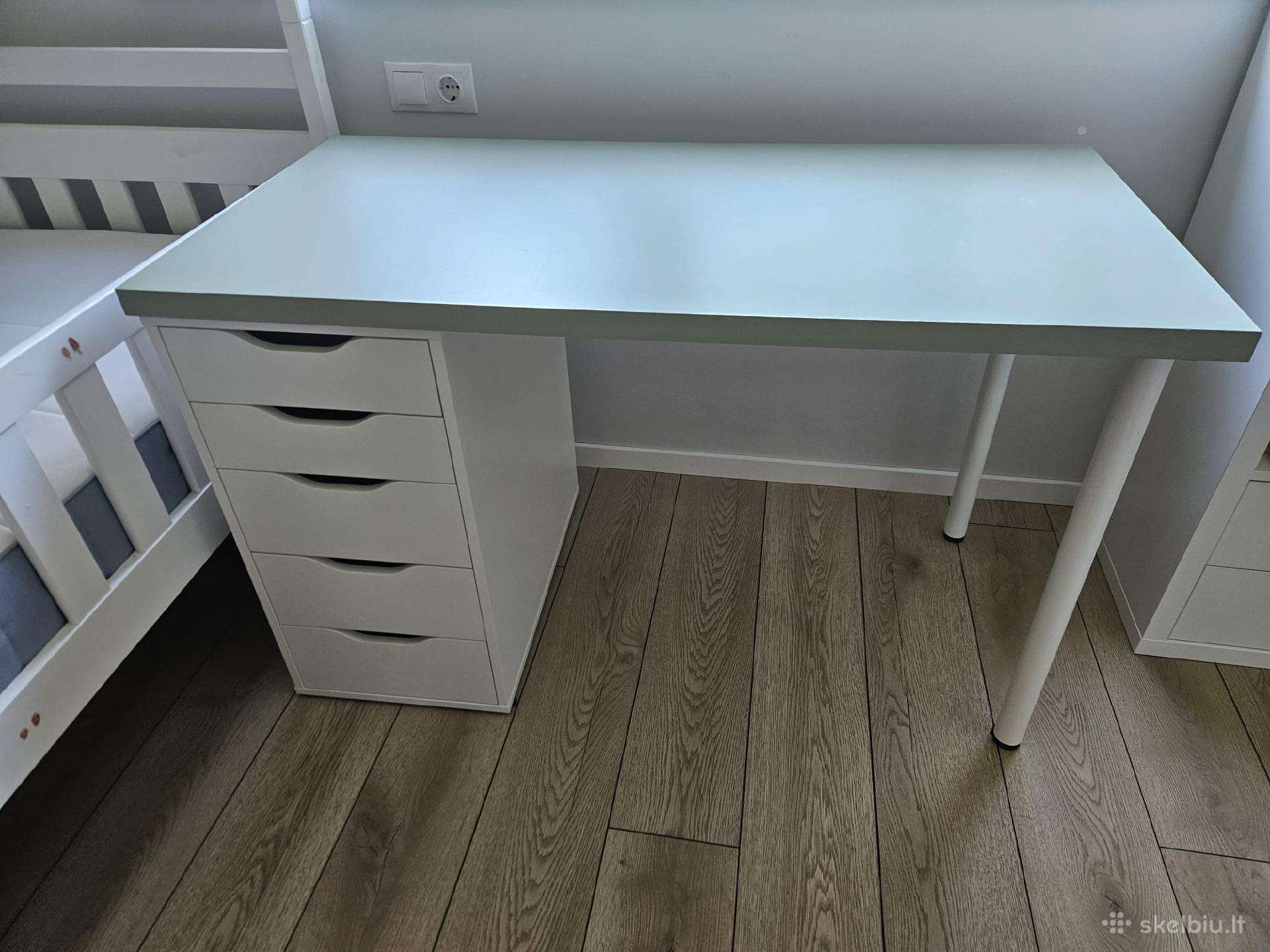 Rašomasis stalas