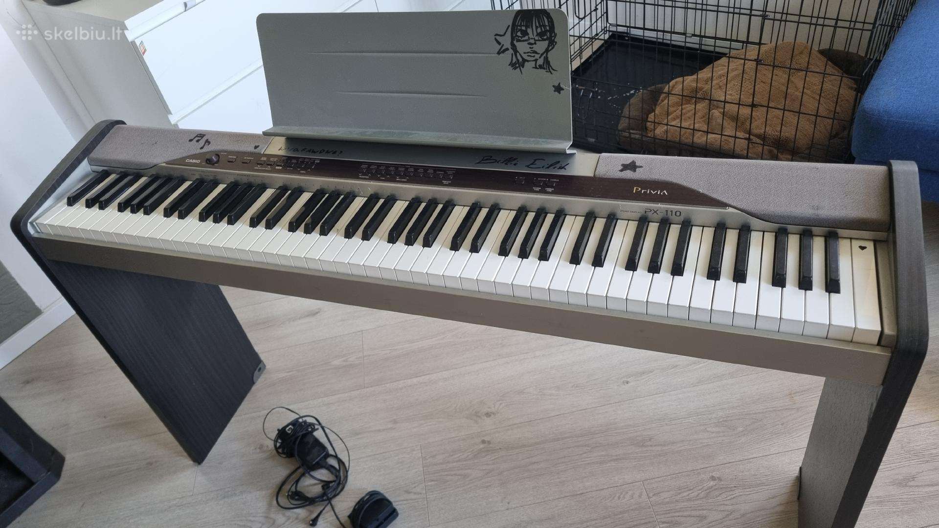 Pianinas tinkantis muzikos mokyklai