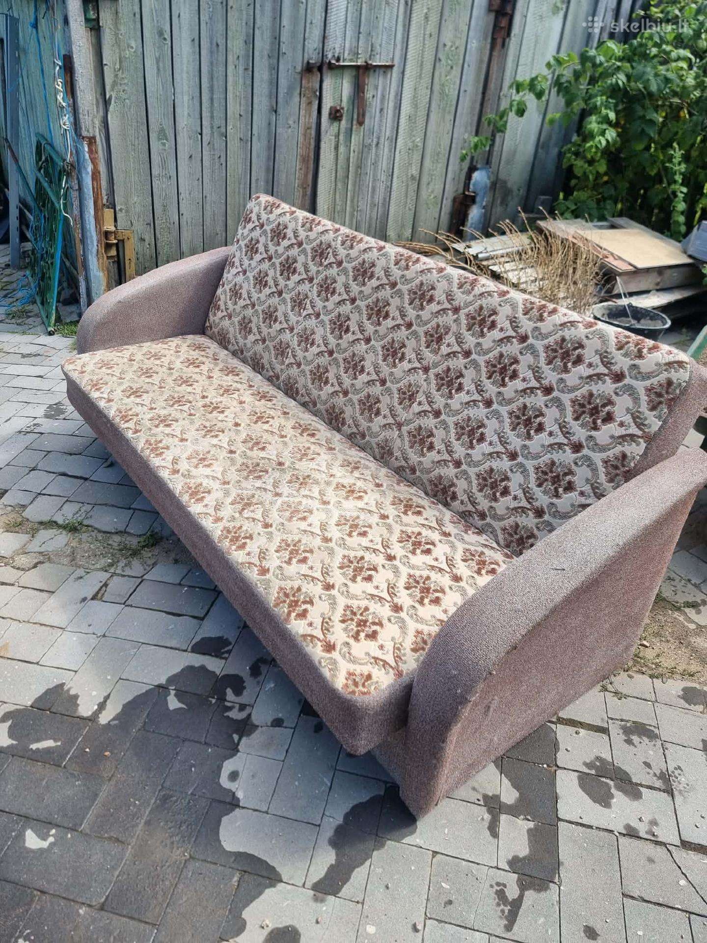 Parduodama sofa