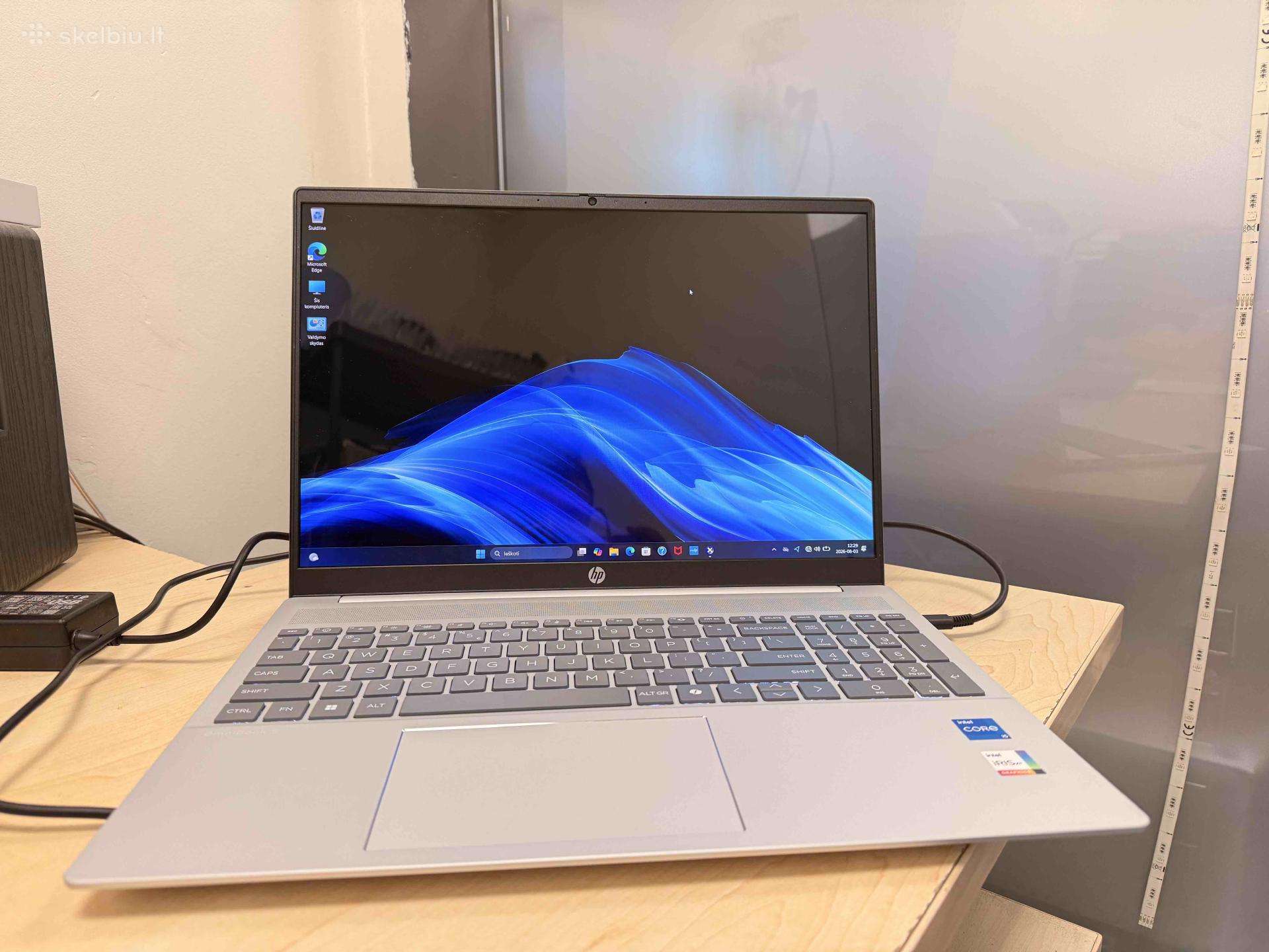 Hp Omnibook 5 Laptop 16-ba1xxx i5/16gb/512gb