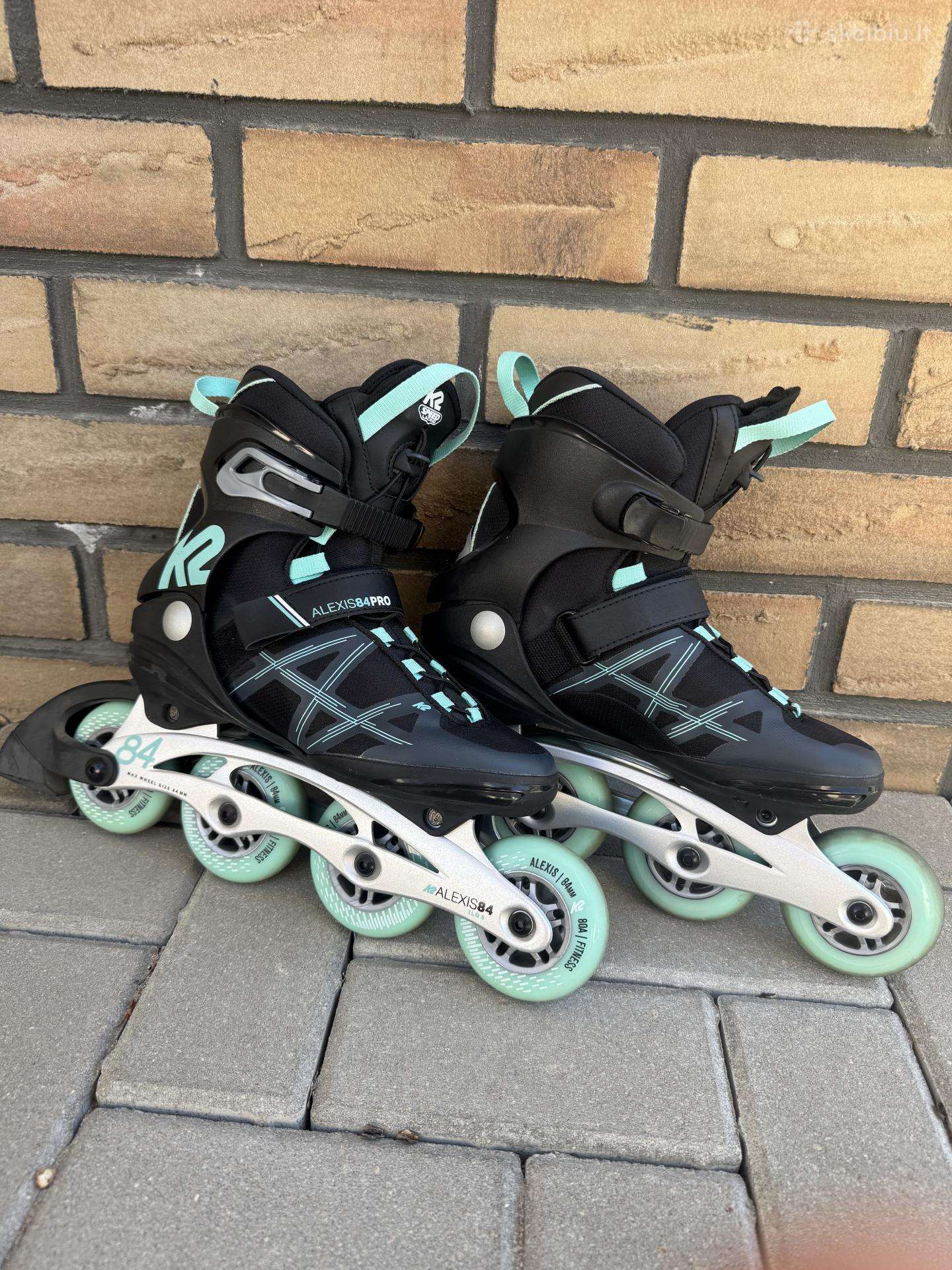 K2 moteriški riedučiai puikios būklės