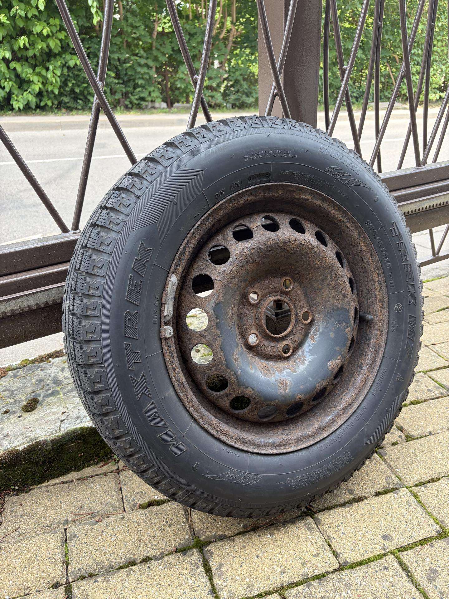 Maxtrek, winter 195/65 R15