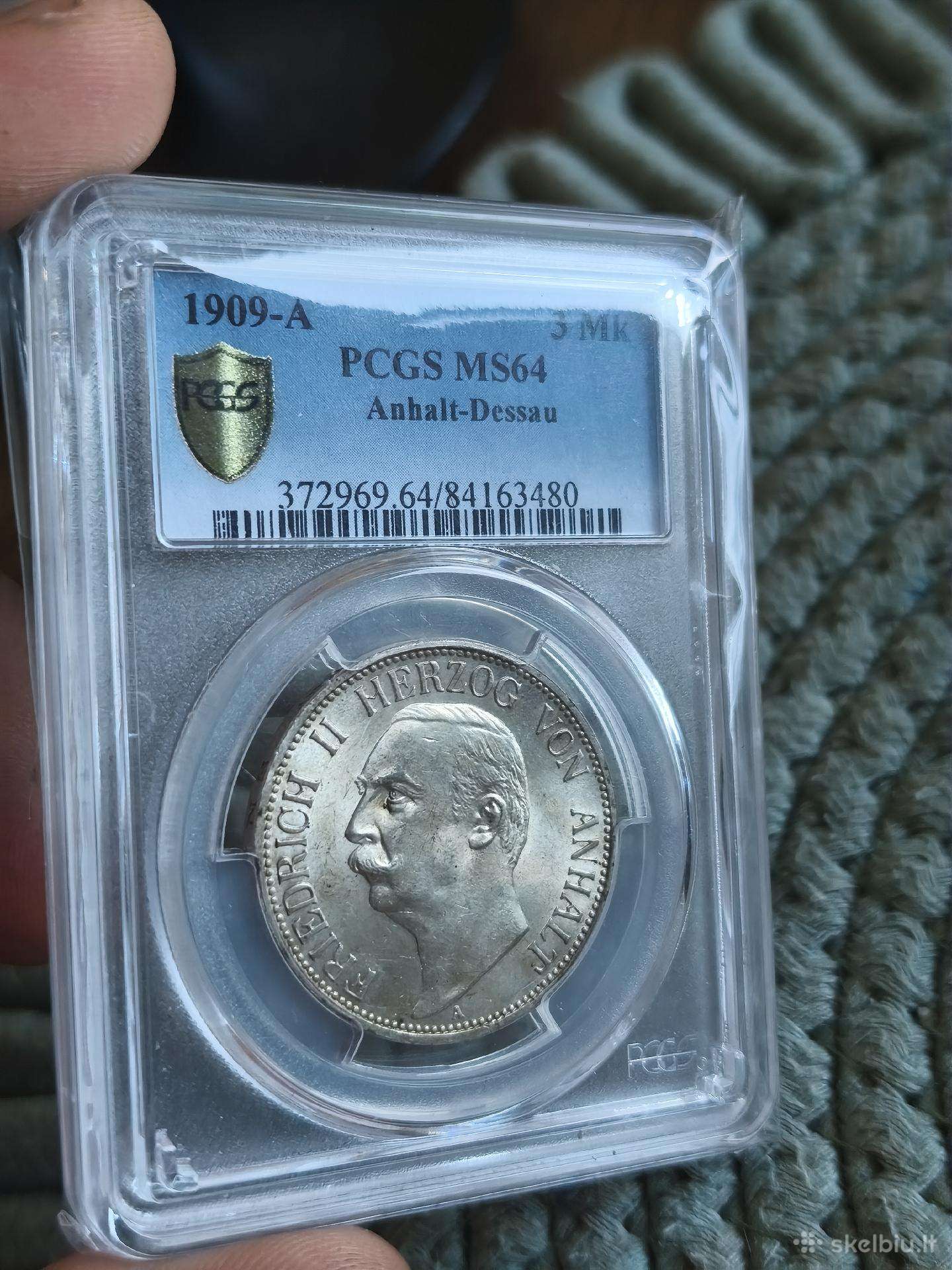 3 markės