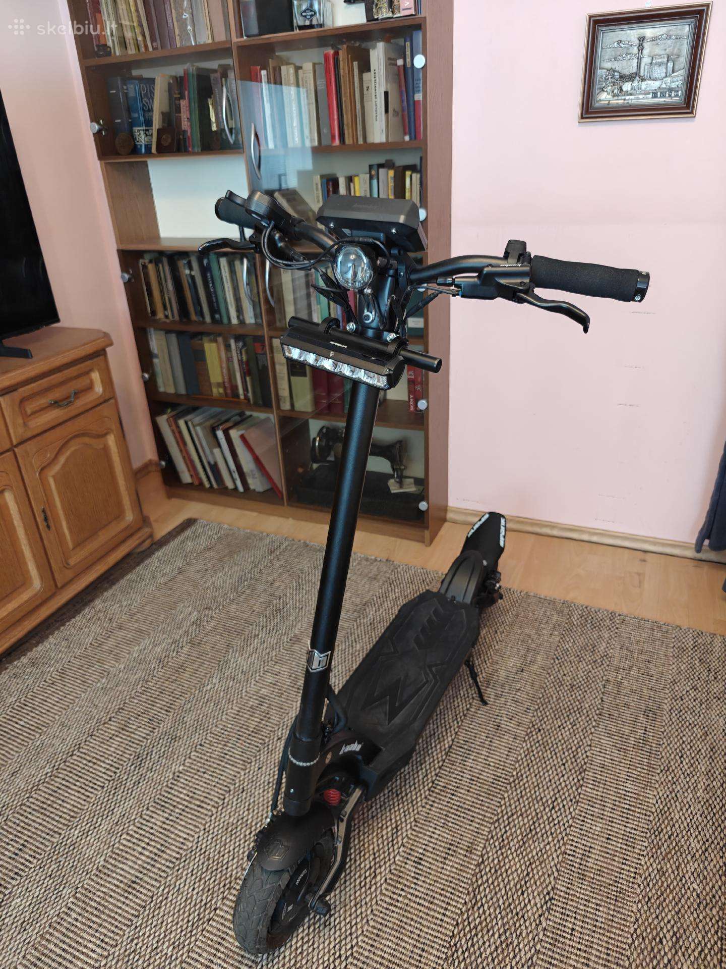 Kaabo Mantis 10 Pro V4 + Priedai