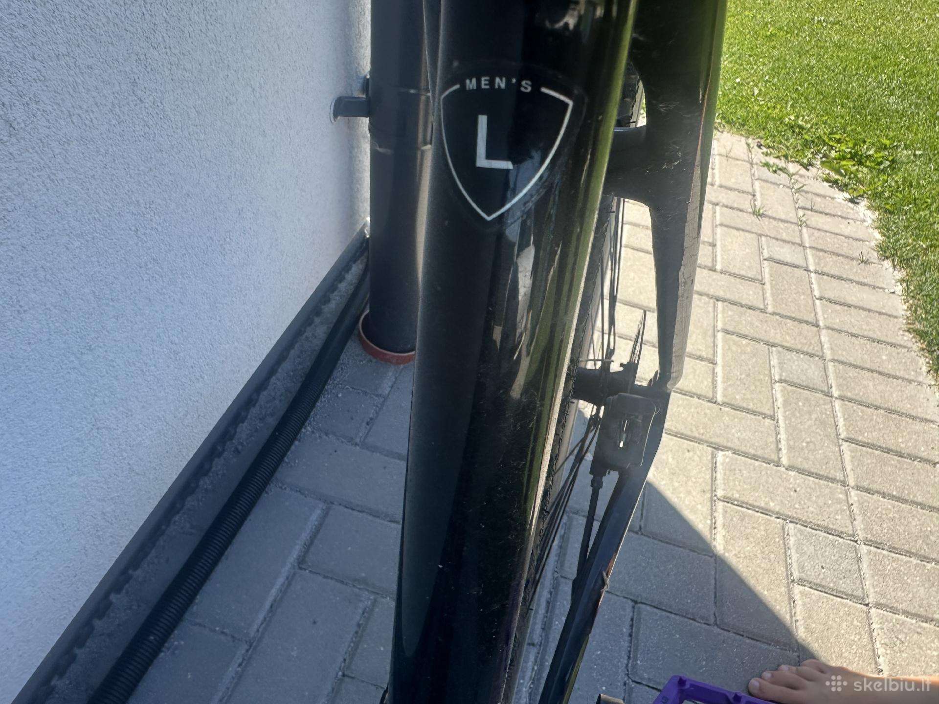 Hybrid bike Specialized 28″