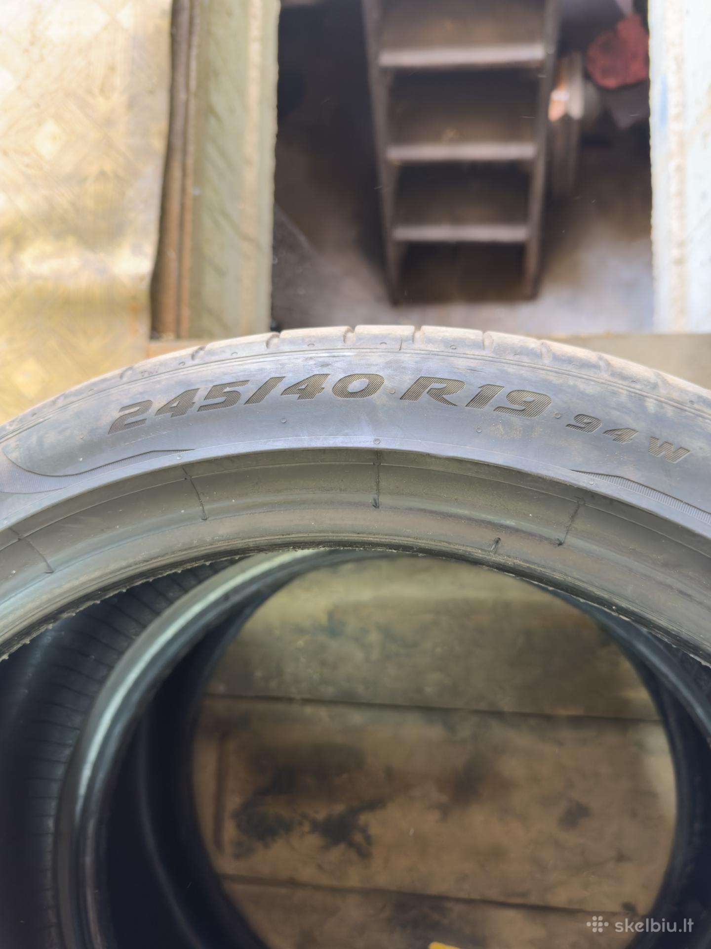 Pirelli, summer 245/40 R19