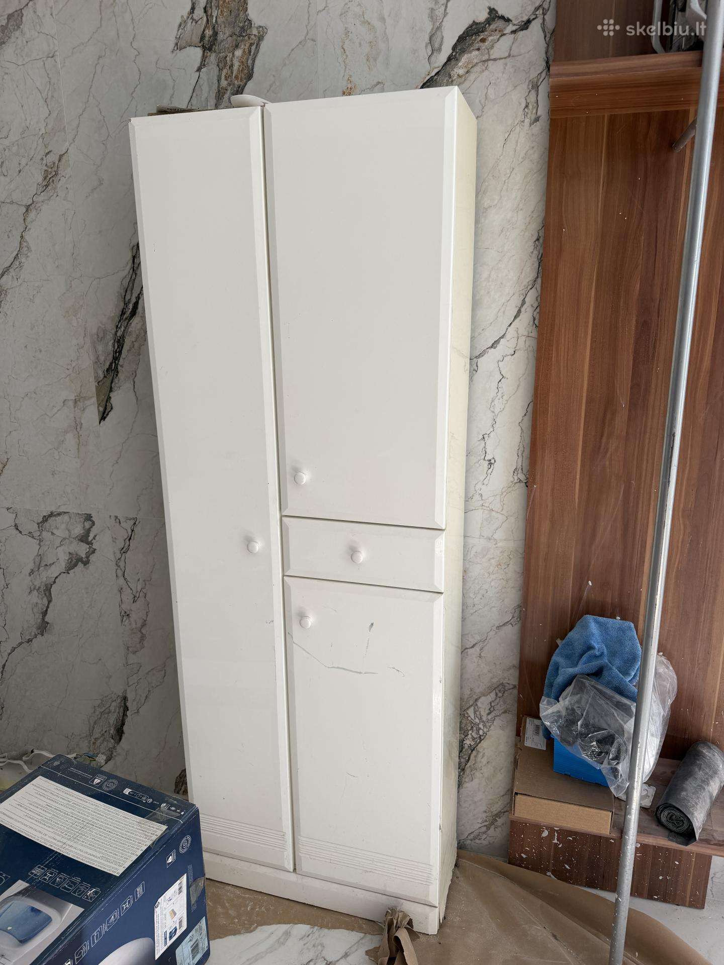 Dovanojami baldai