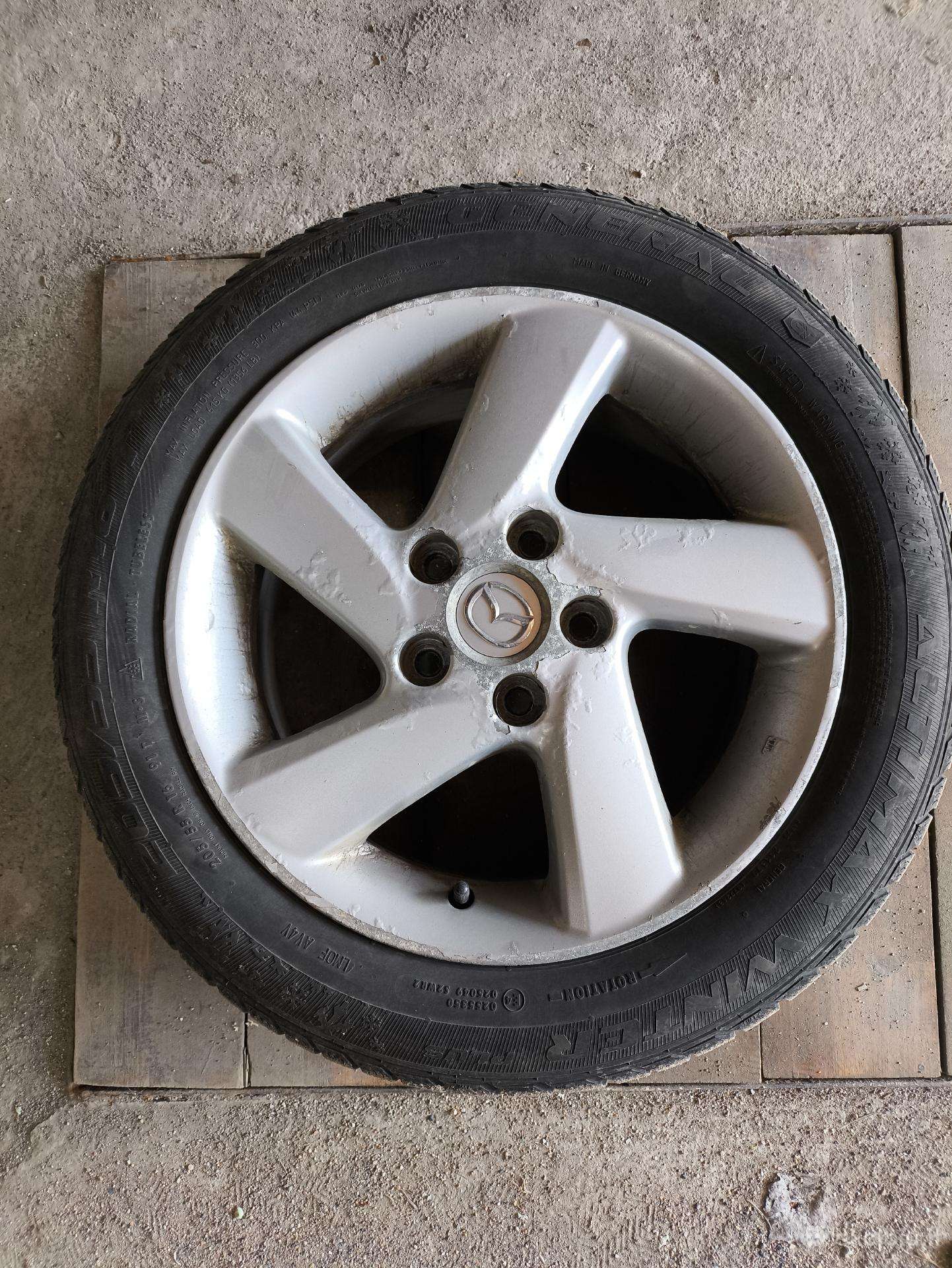 Mazda R16 ratlankiai ir žieminės padangos