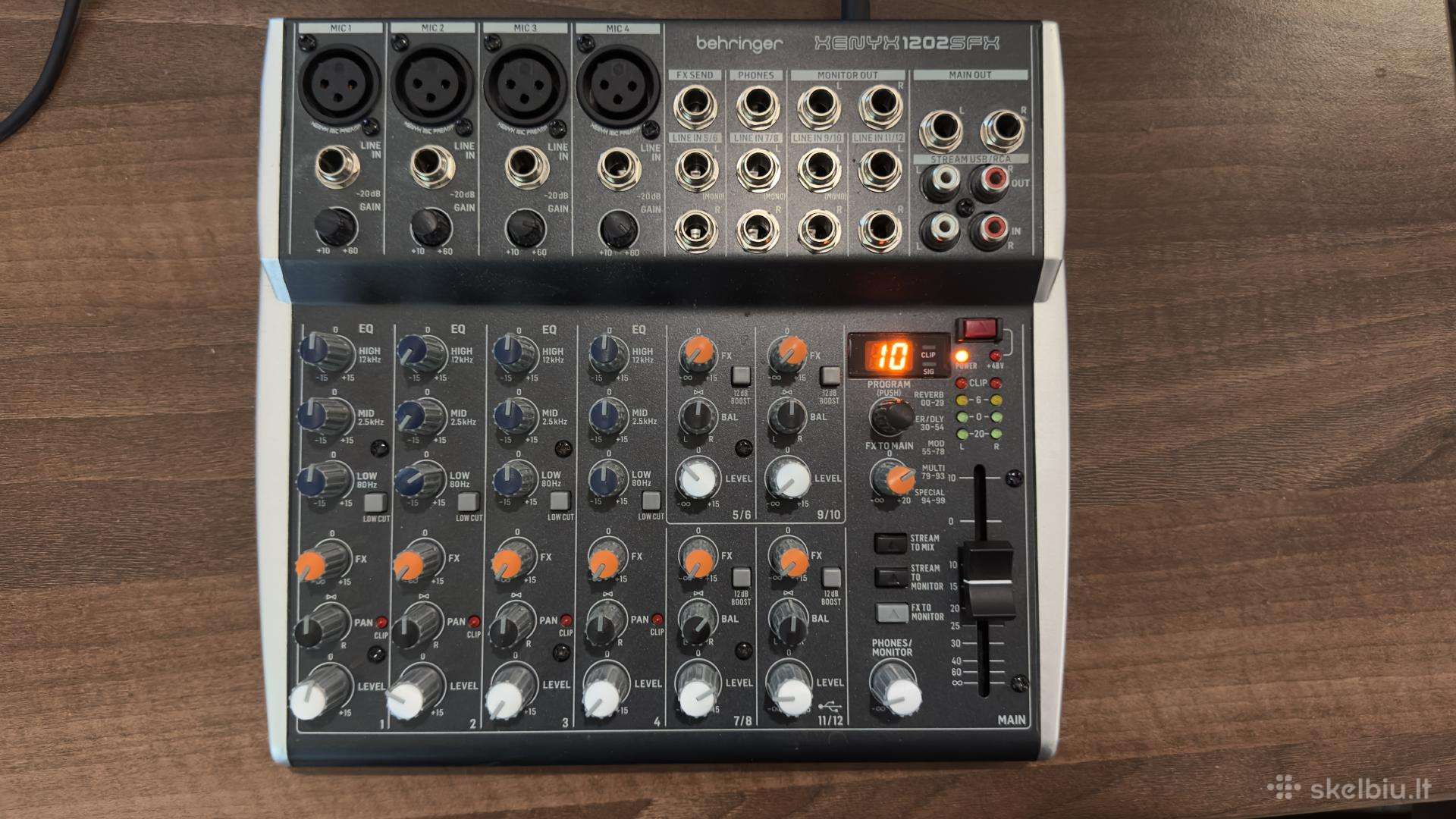 Behringer Xenyx 1202sfx Usb
