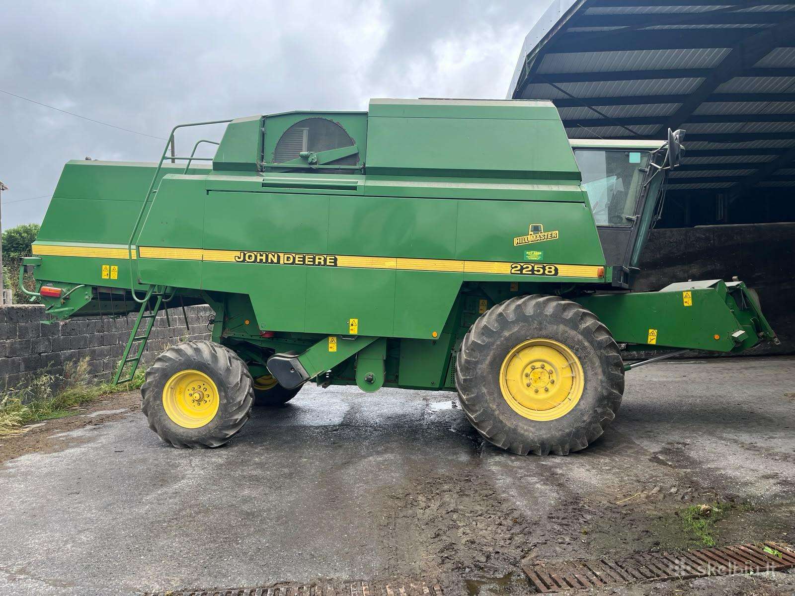 John Deere 2258 Hillmaster