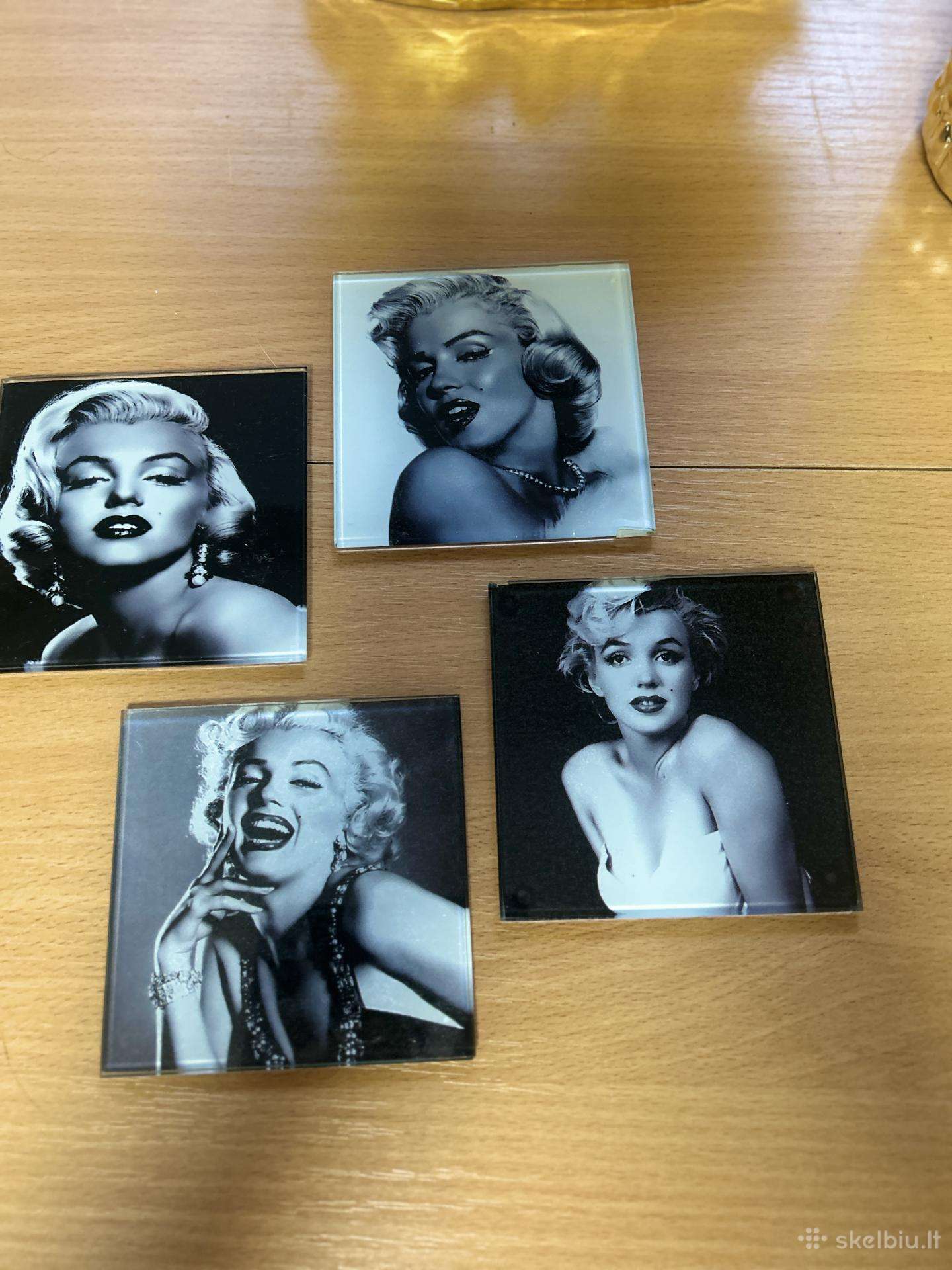 Marilyn Monroe stikliniai padėkliukai – 4 vnt.