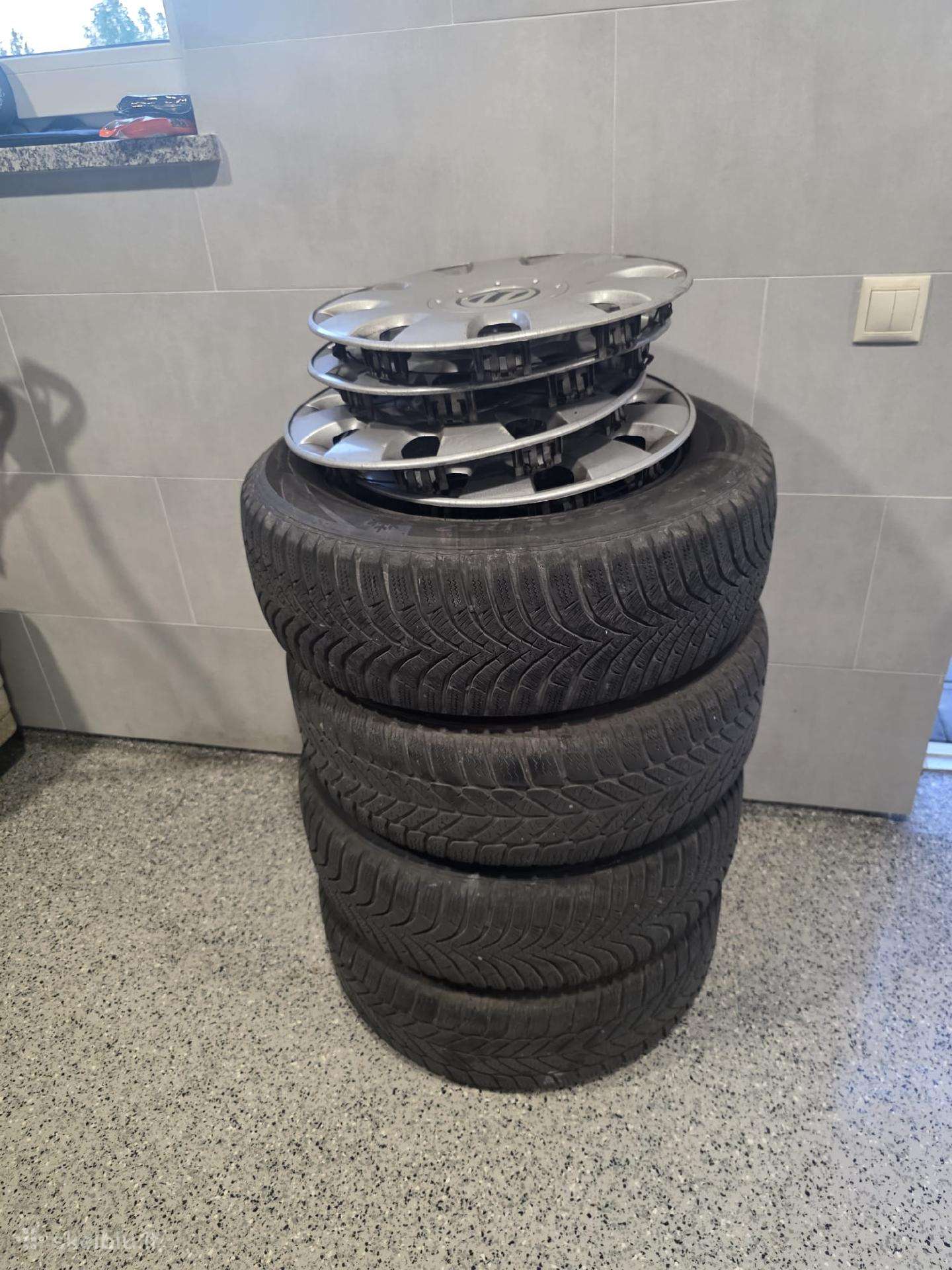 Hankook, žieminės 195/65 R15