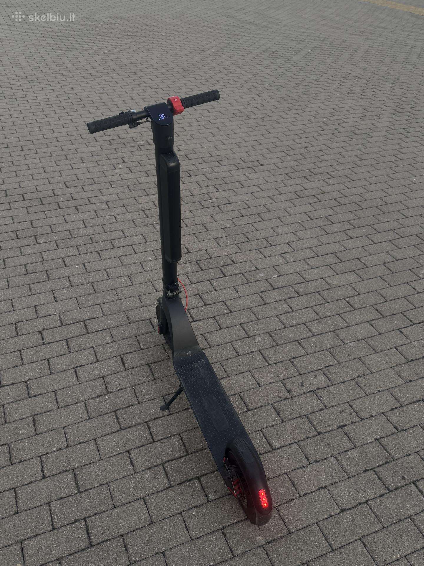 Electric scooter Beaster Scooter