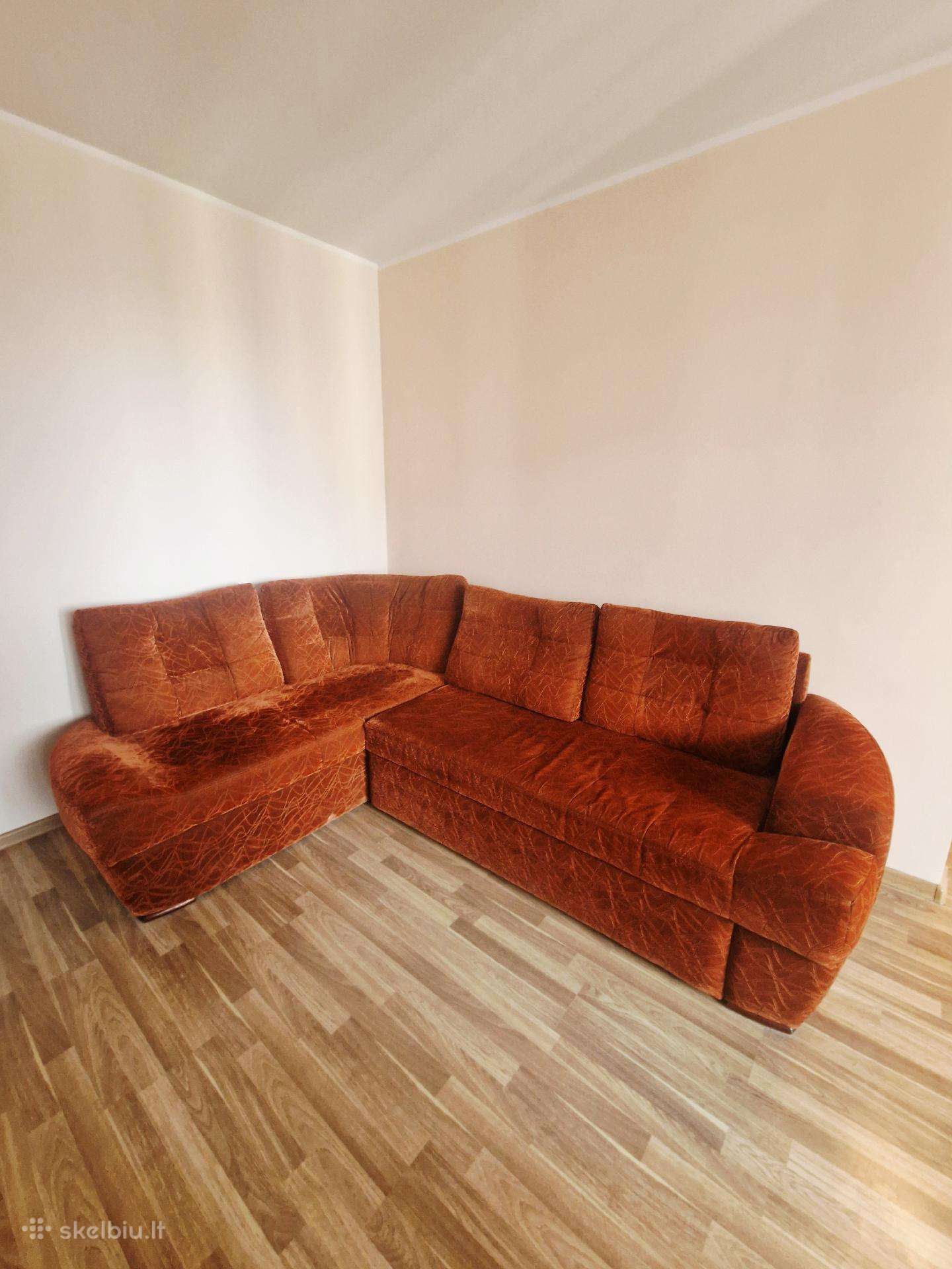 Parduodu išskleidžiamą kampą