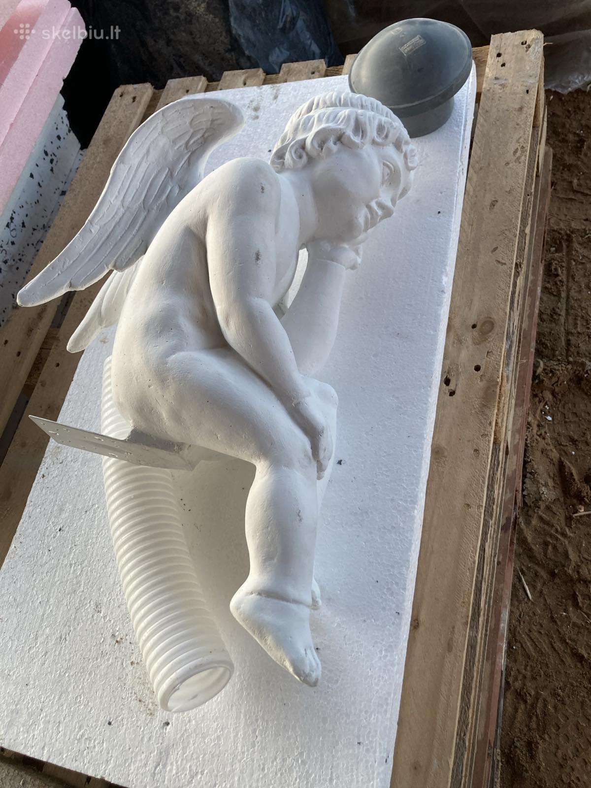 Angelas
