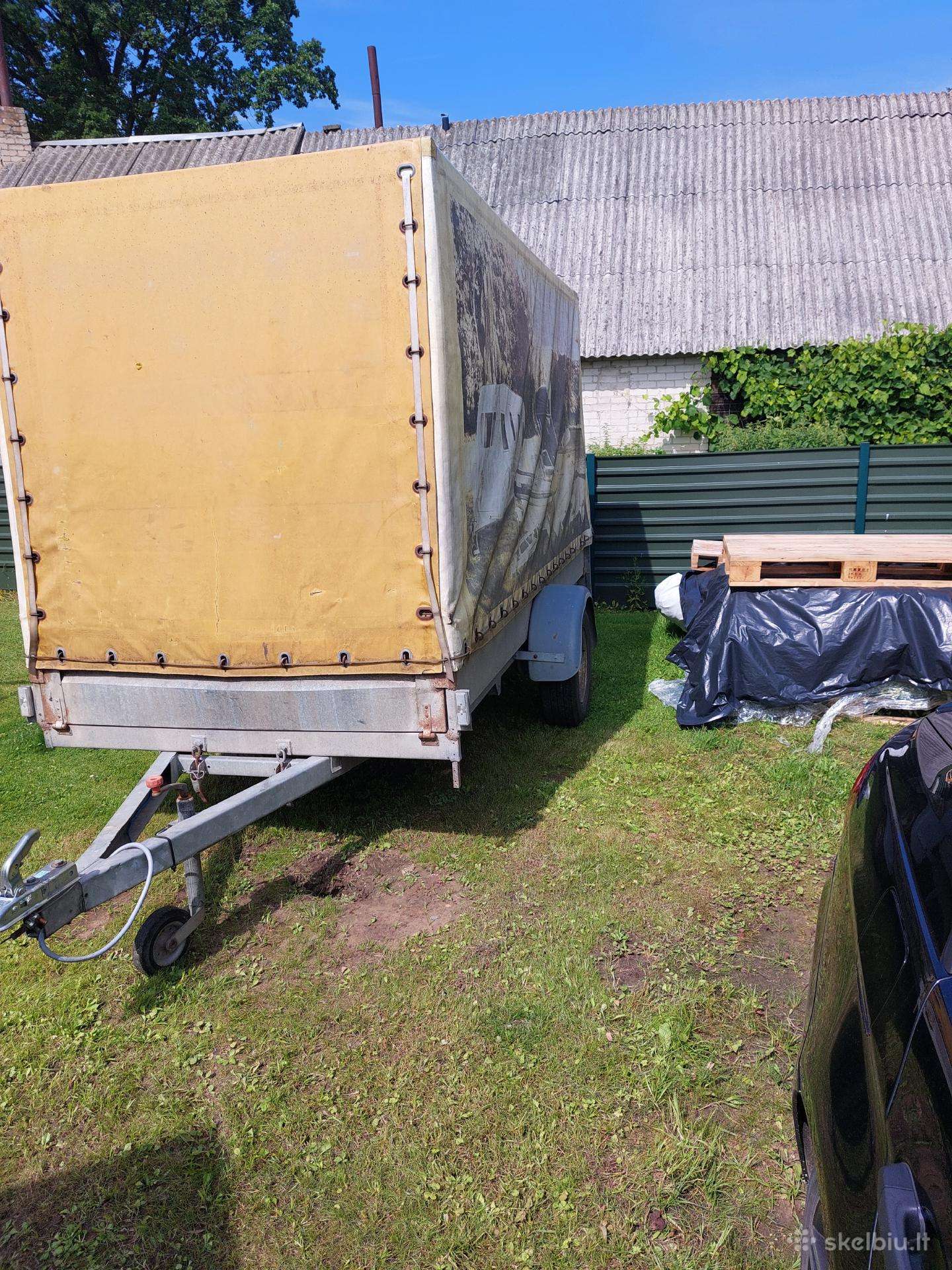 Tauras, passenger car trailers