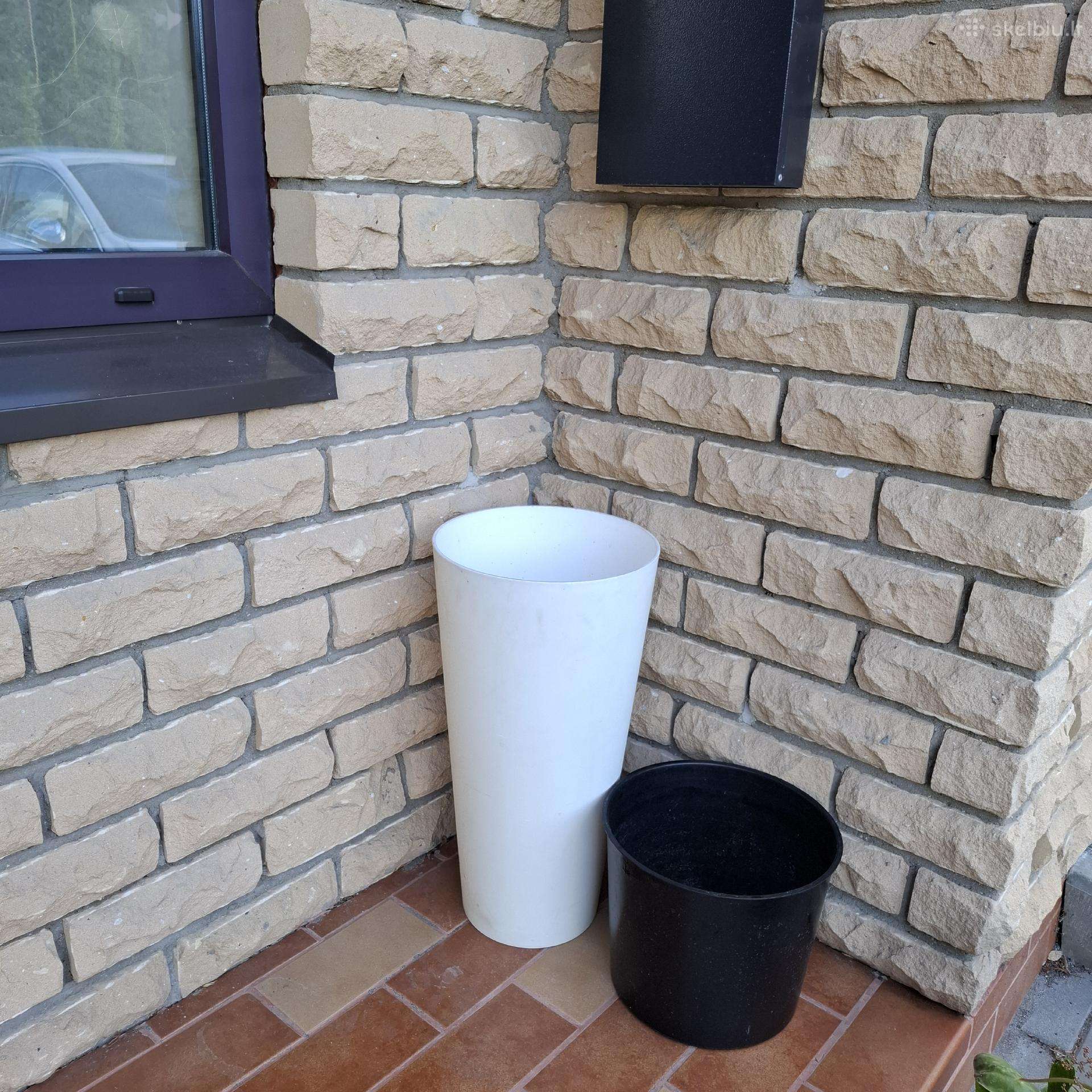 Vazonas su įdėklu