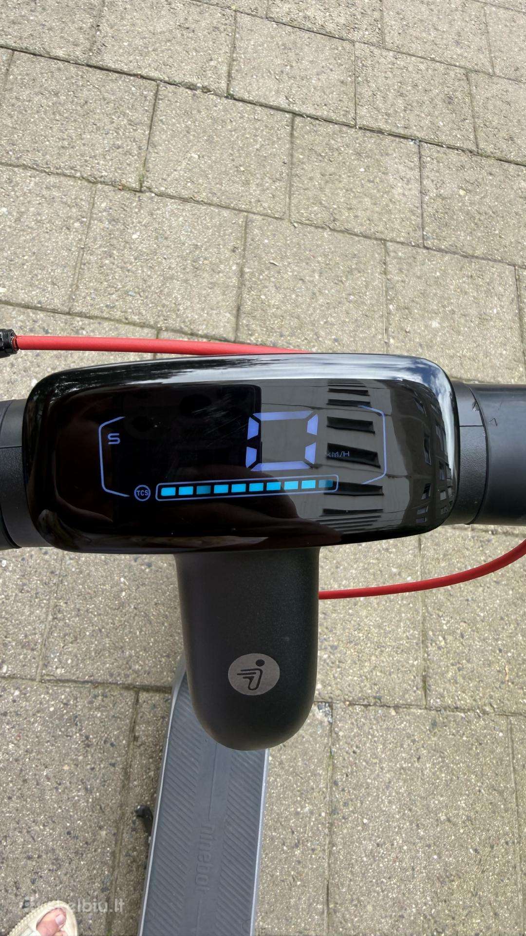 Electric scooter Segway-Ninebot